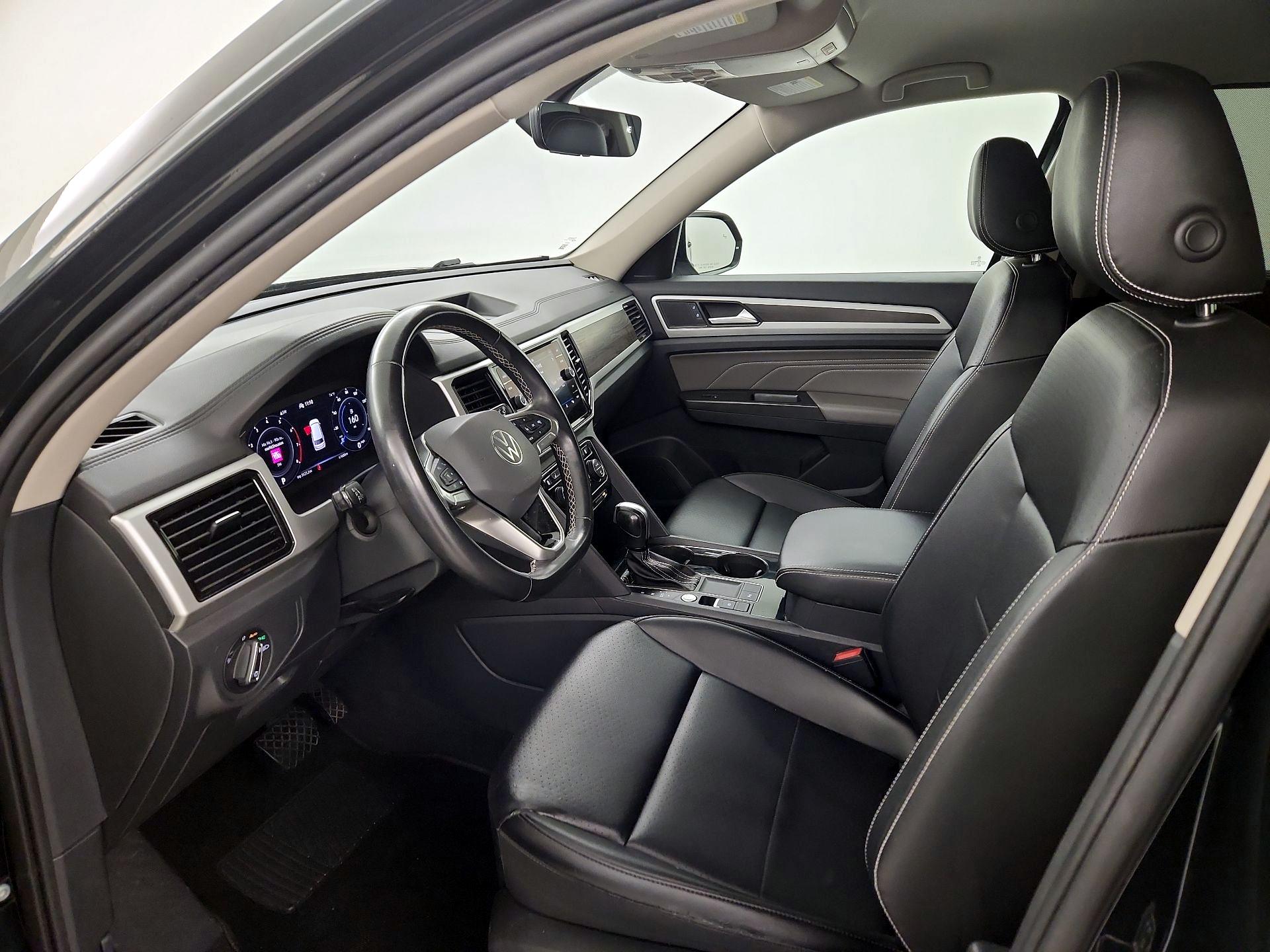 Thumbnail: 2022 Volkswagen Atlas - 11