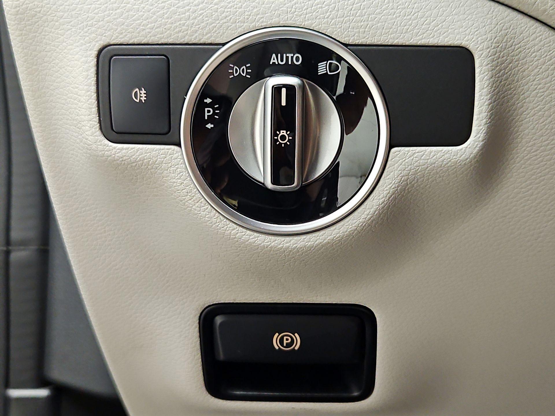 Thumbnail: 2019 Mercedes-Benz CLA - 13