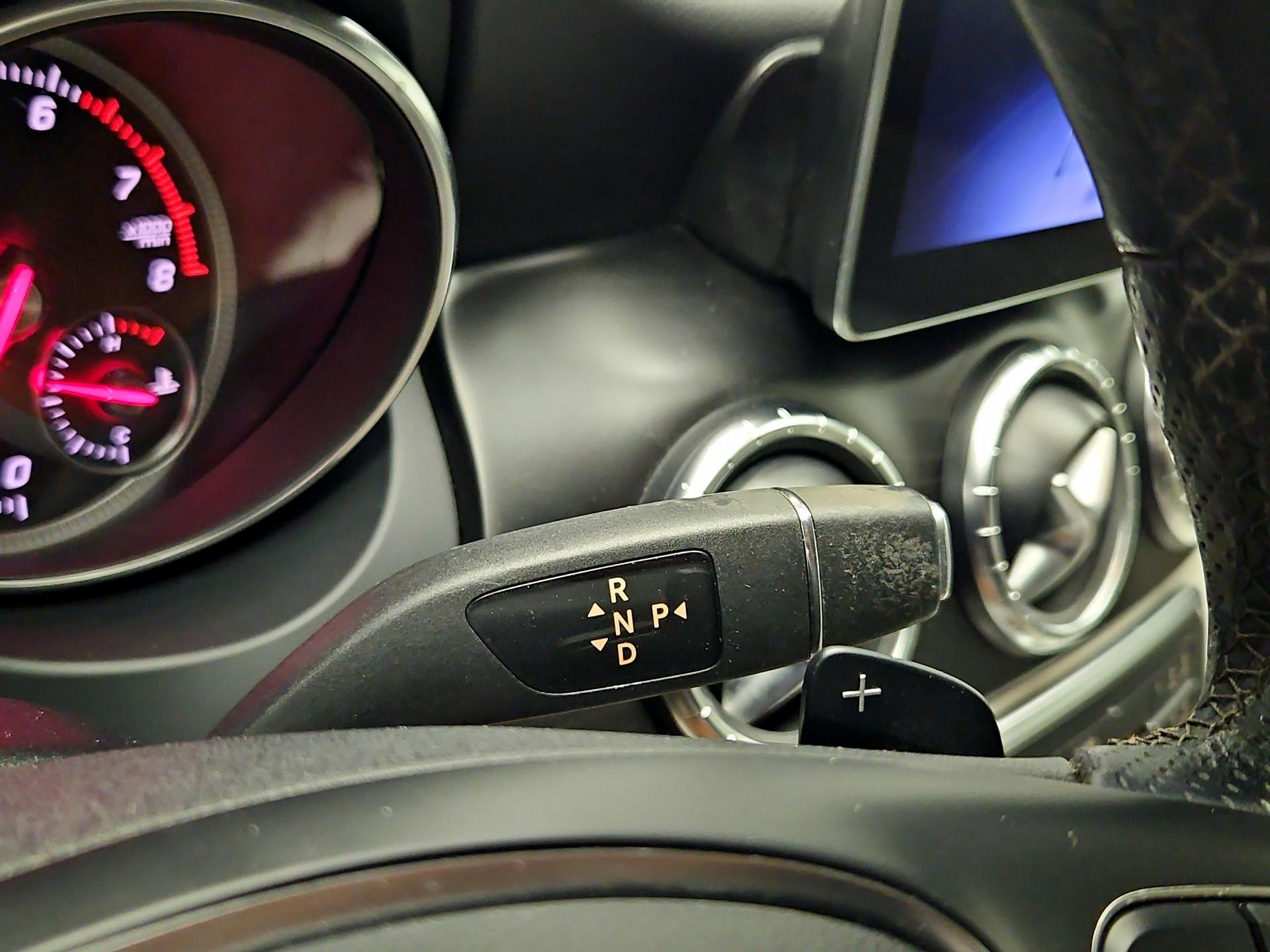 Thumbnail: 2019 Mercedes-Benz CLA - 18