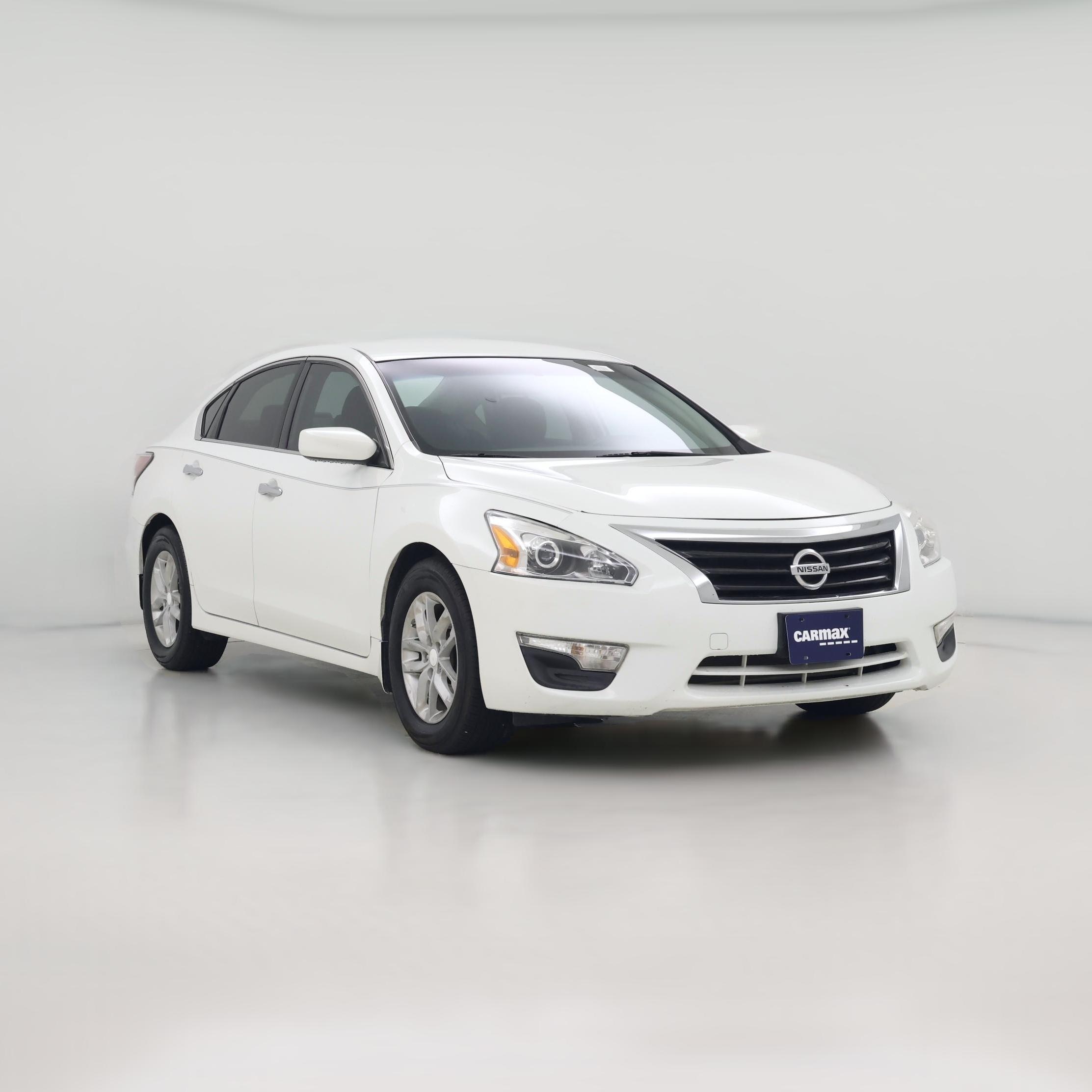 Thumbnail: 2015 Nissan Altima - 1