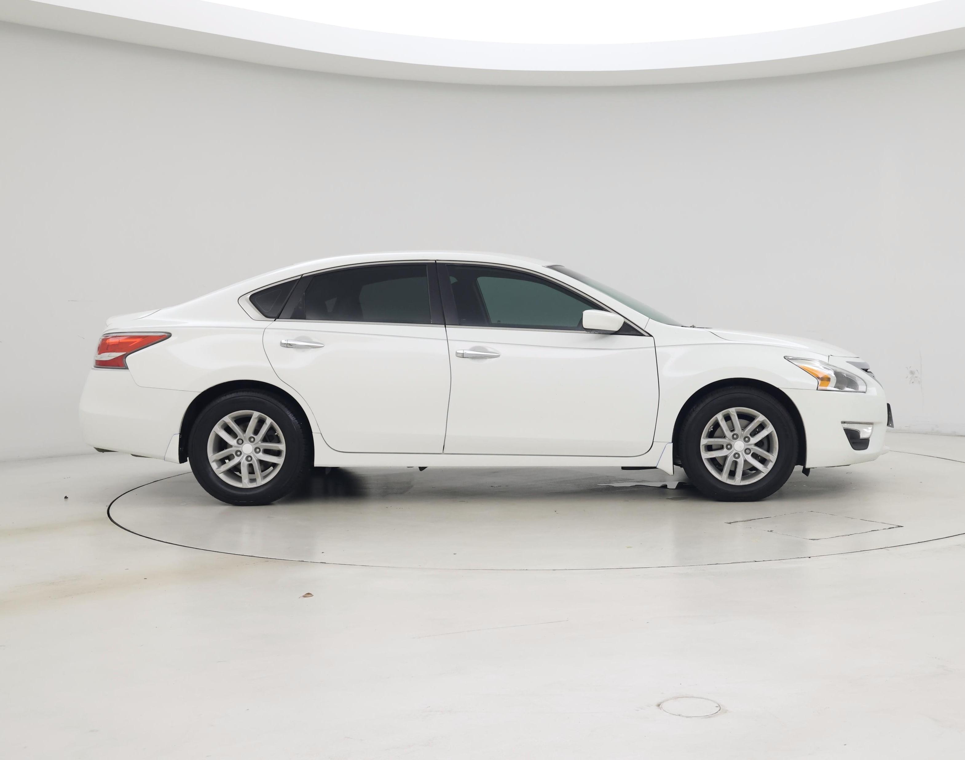 Thumbnail: 2015 Nissan Altima - 7