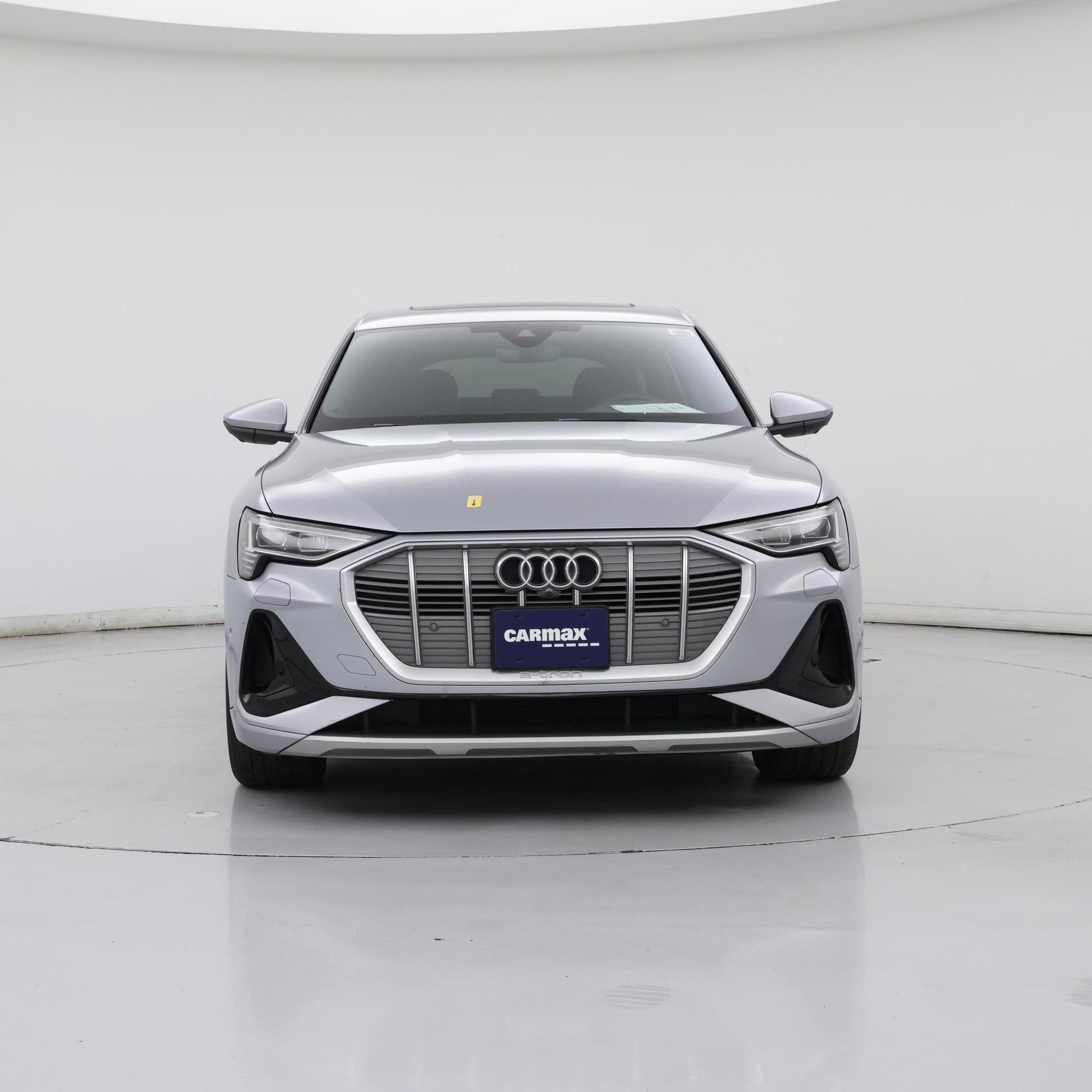 Thumbnail: 2023 Audi e-tron S - 5