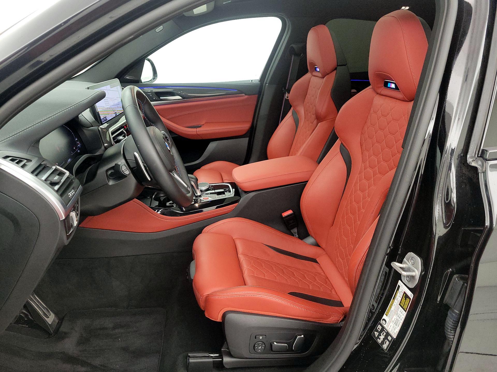 Thumbnail: 2025 BMW X4 - 11