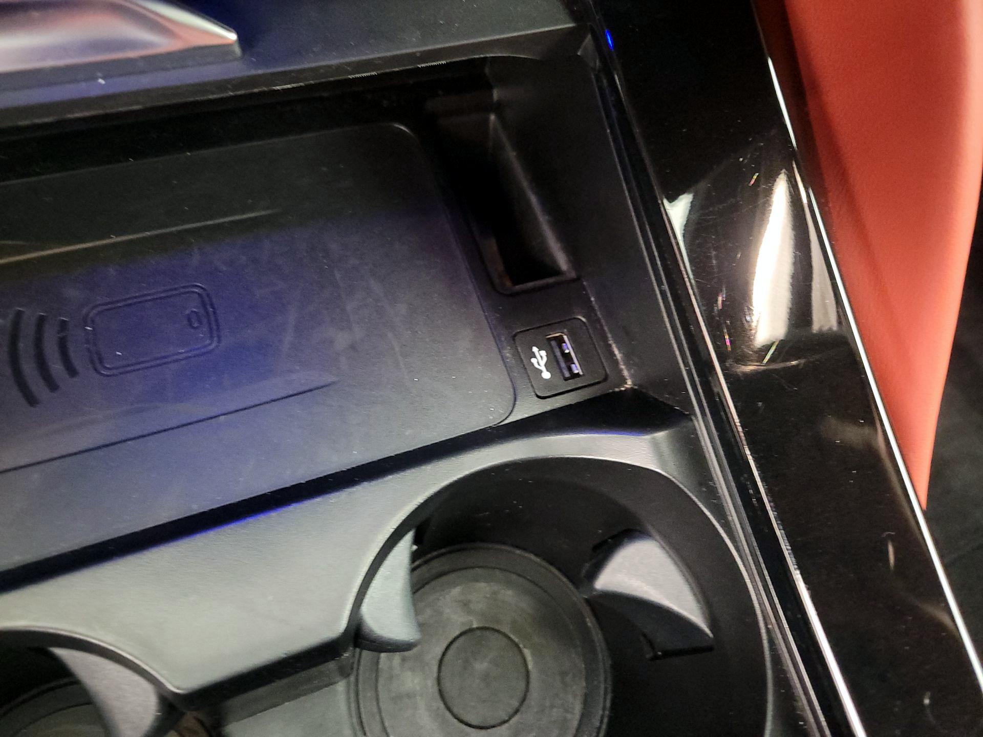 Thumbnail: 2025 BMW X4 - 19