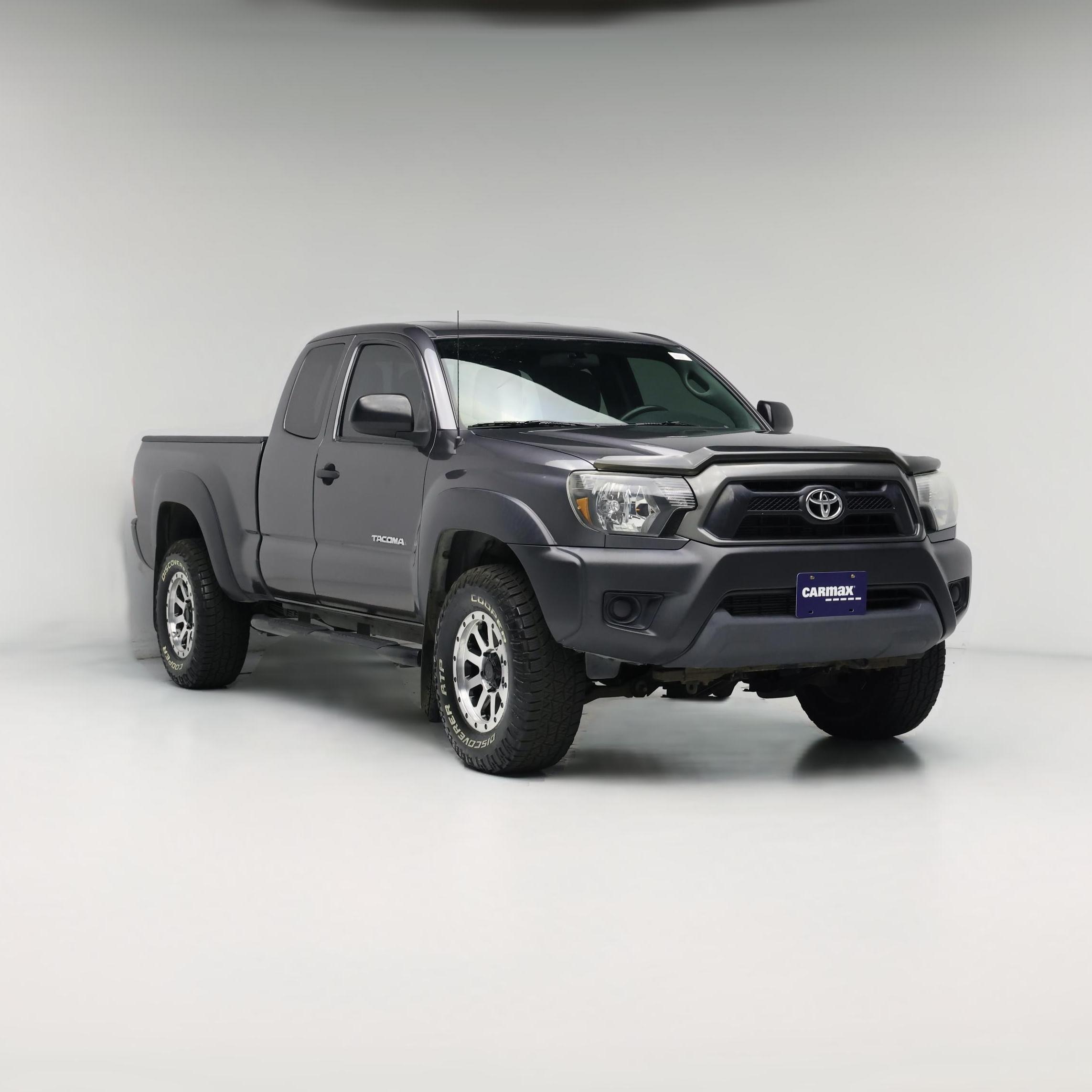 Thumbnail: 2015 Toyota Tacoma - 1