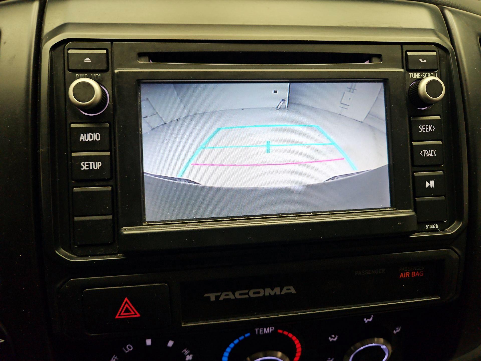 Thumbnail: 2015 Toyota Tacoma - 14