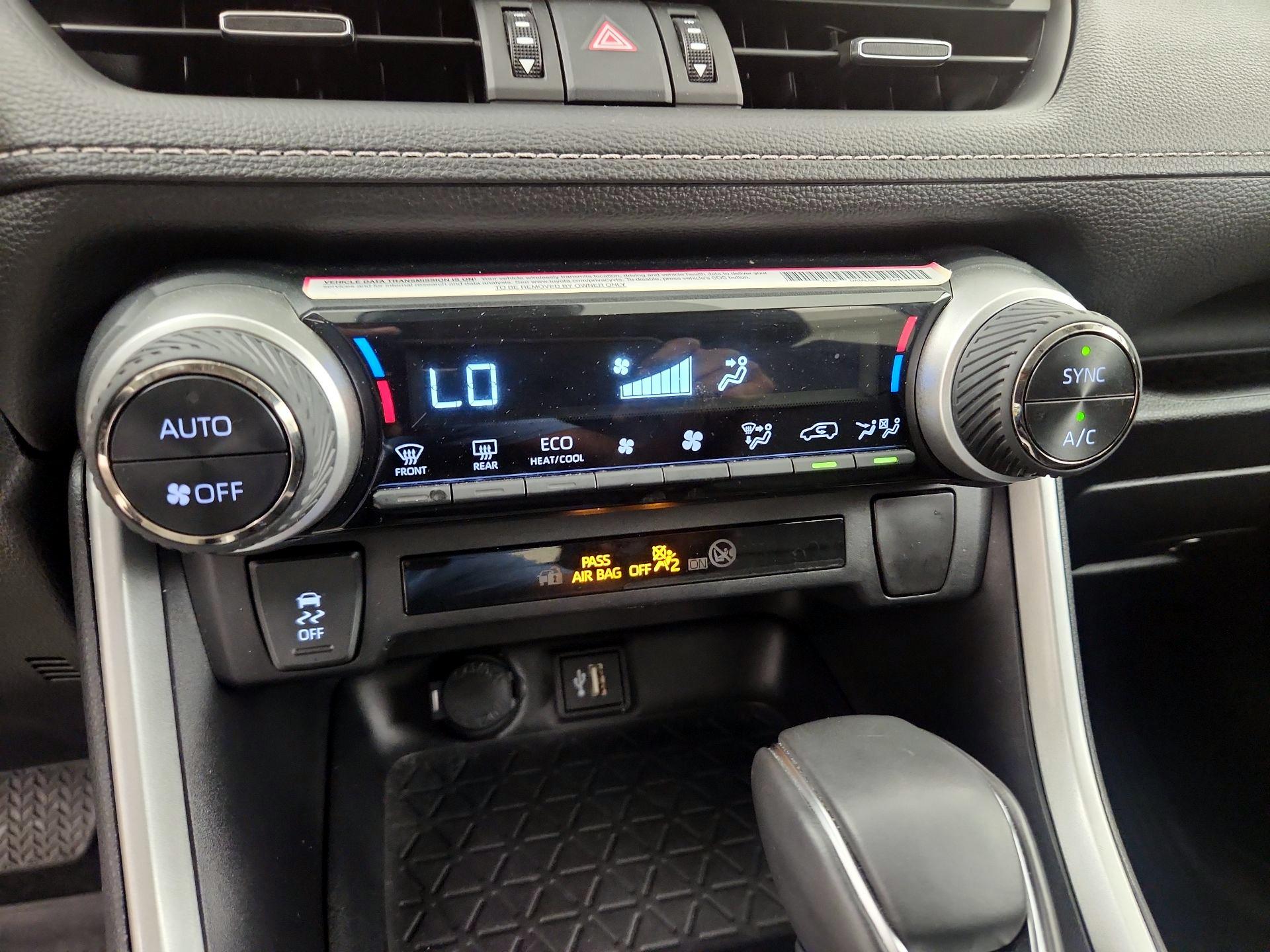 Thumbnail: 2024 Toyota RAV4 - 16