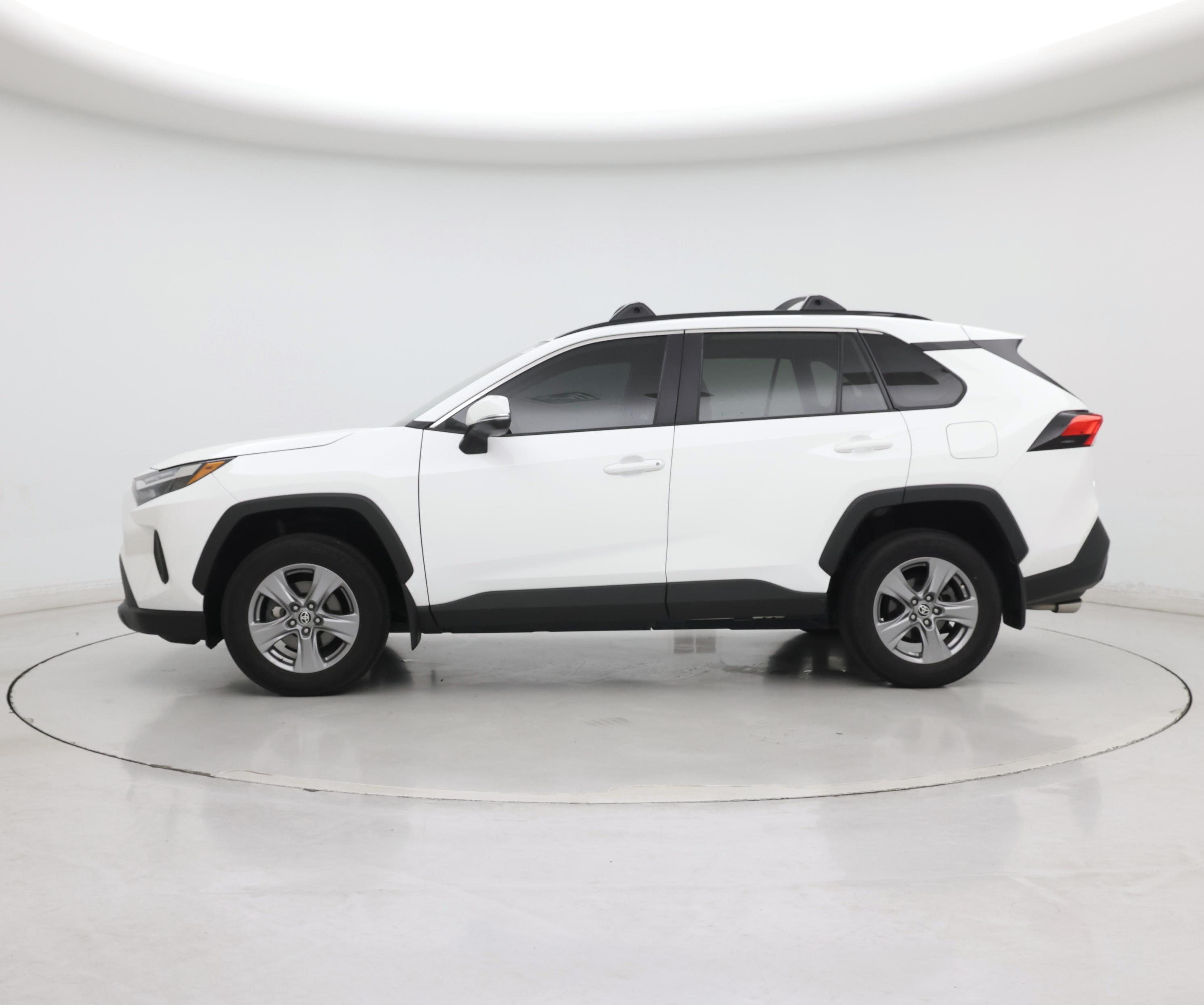 Thumbnail: 2024 Toyota RAV4 - 3