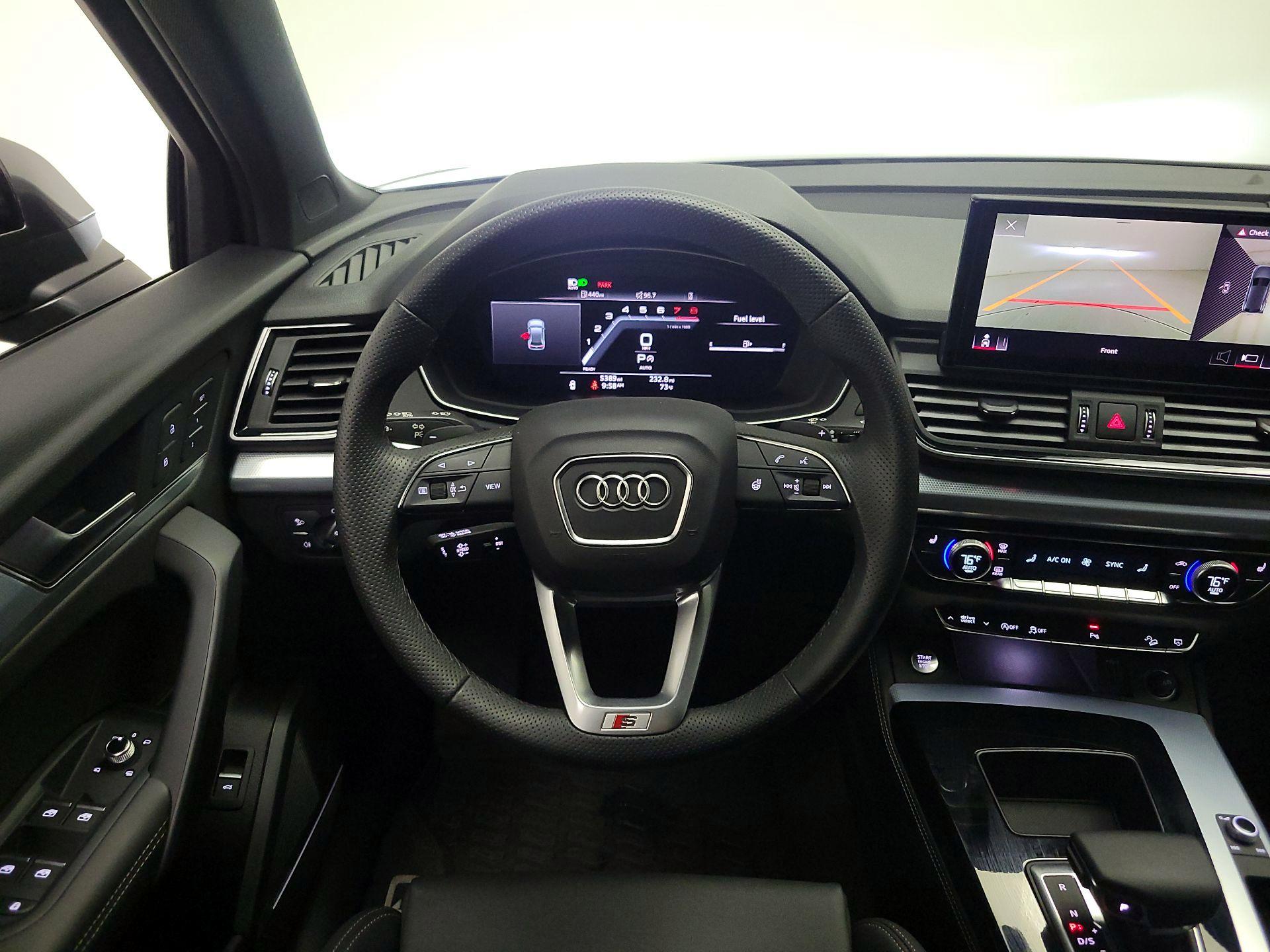 Thumbnail: 2024 Audi Q5 - 10