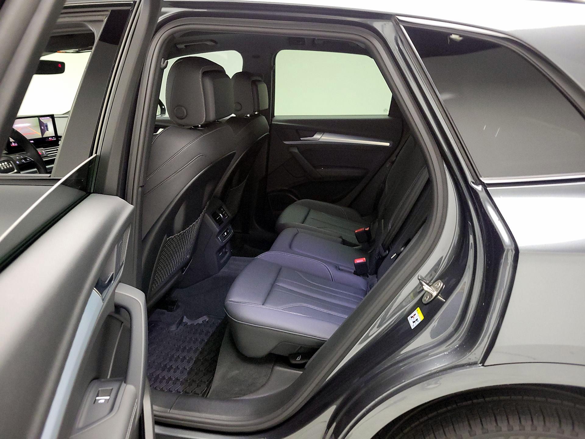 Thumbnail: 2024 Audi Q5 - 19