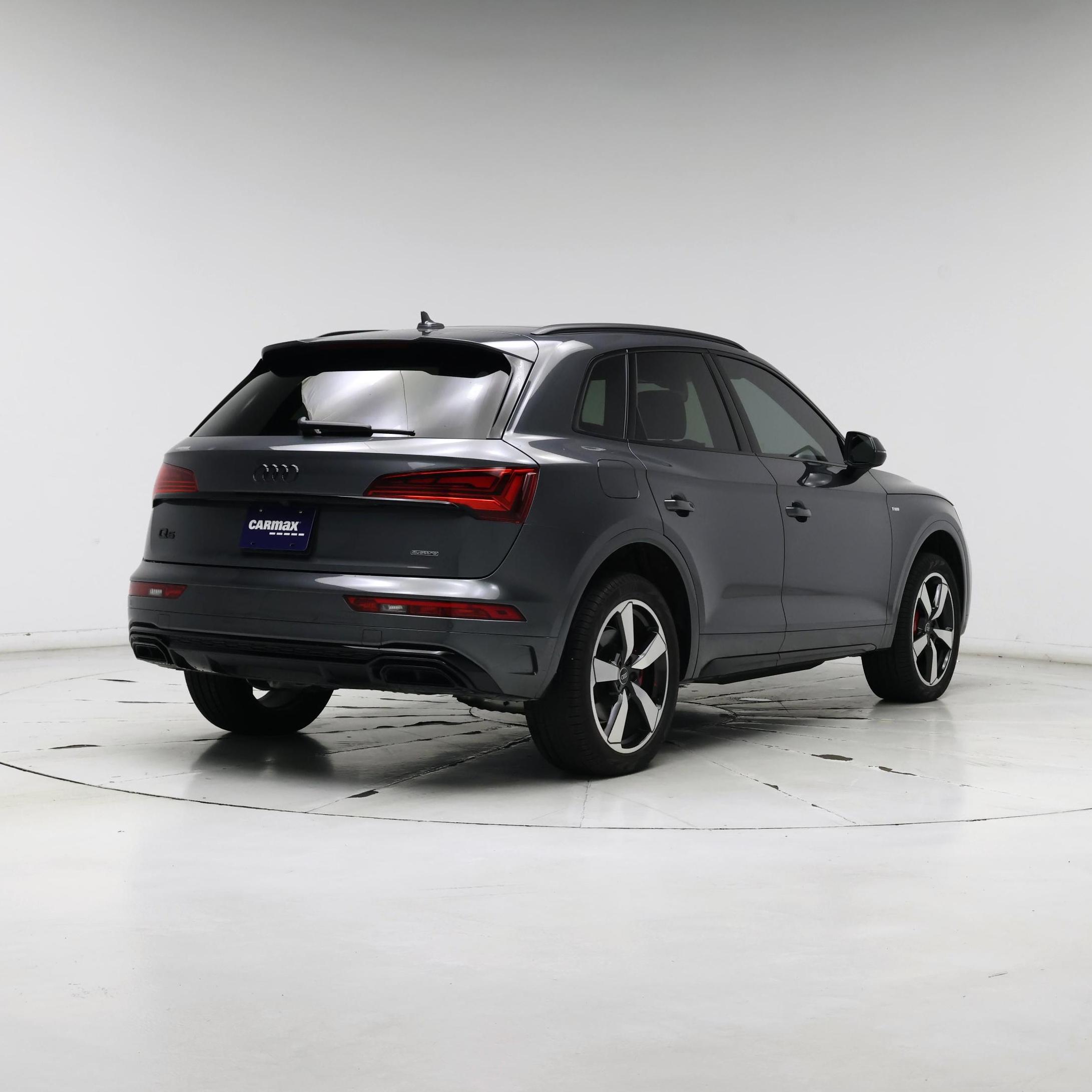 Thumbnail: 2024 Audi Q5 - 8