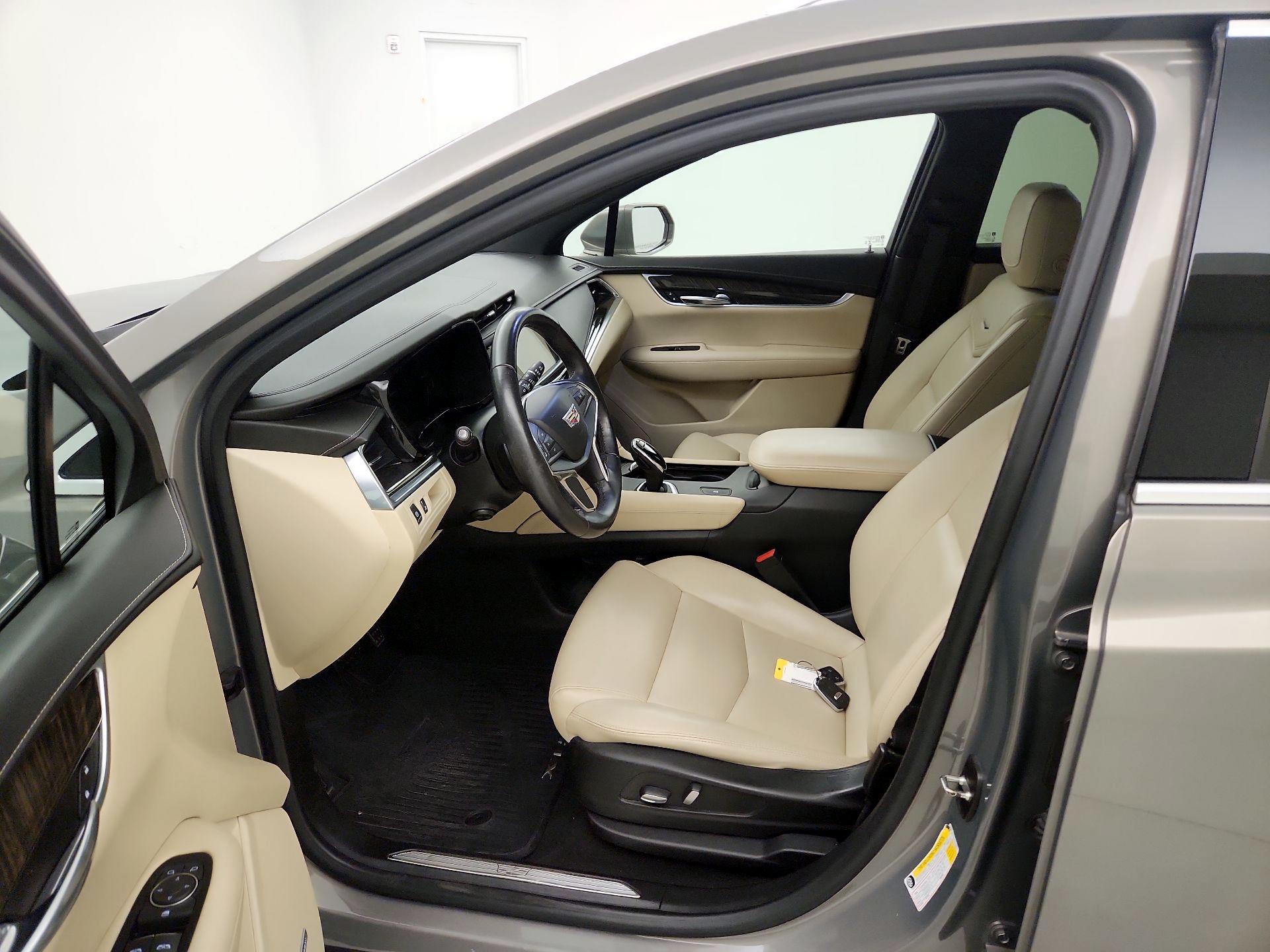Thumbnail: 2018 Cadillac XT5 - 11