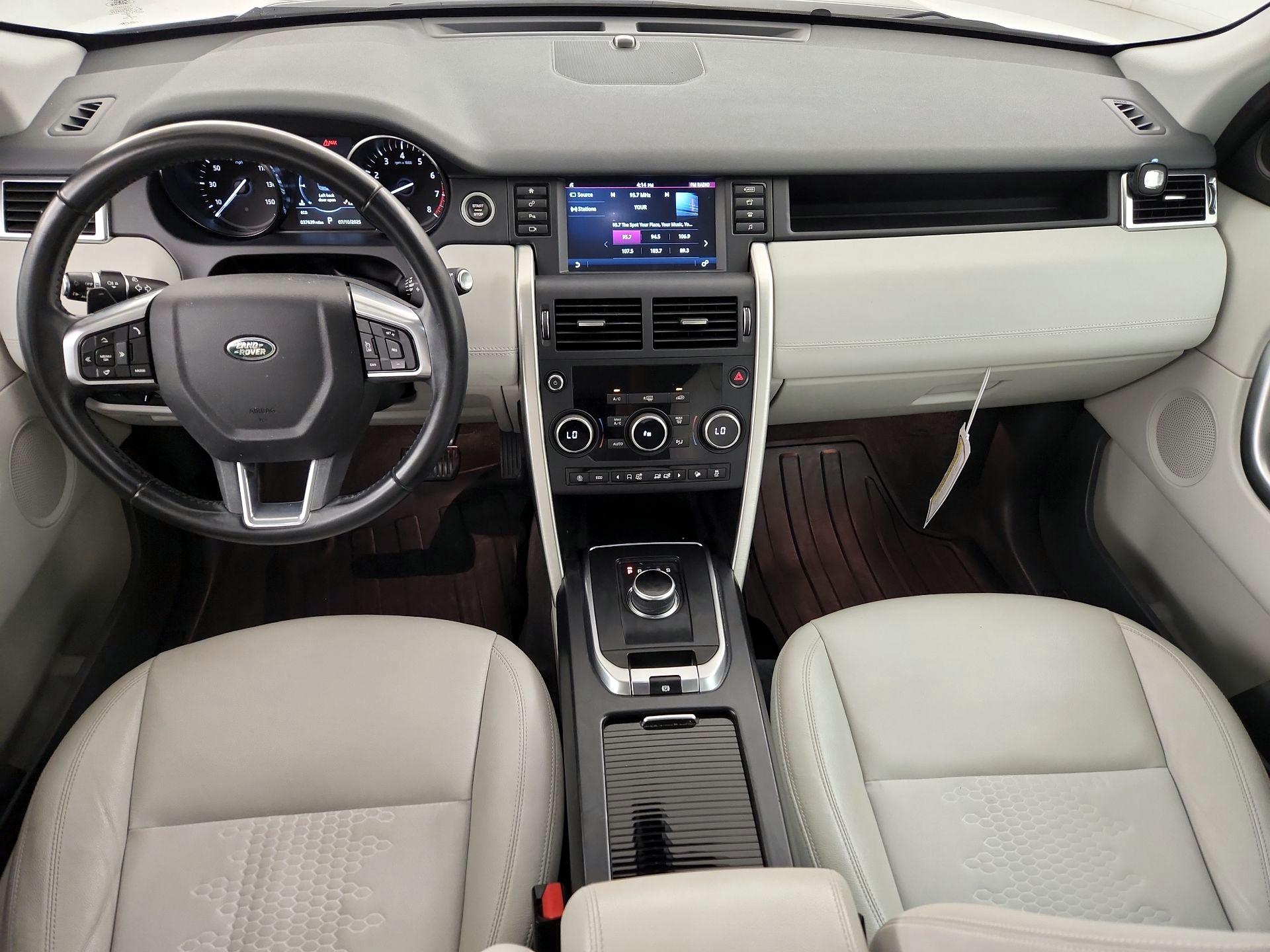 Thumbnail: 2018 Land Rover Discovery Sport - 9