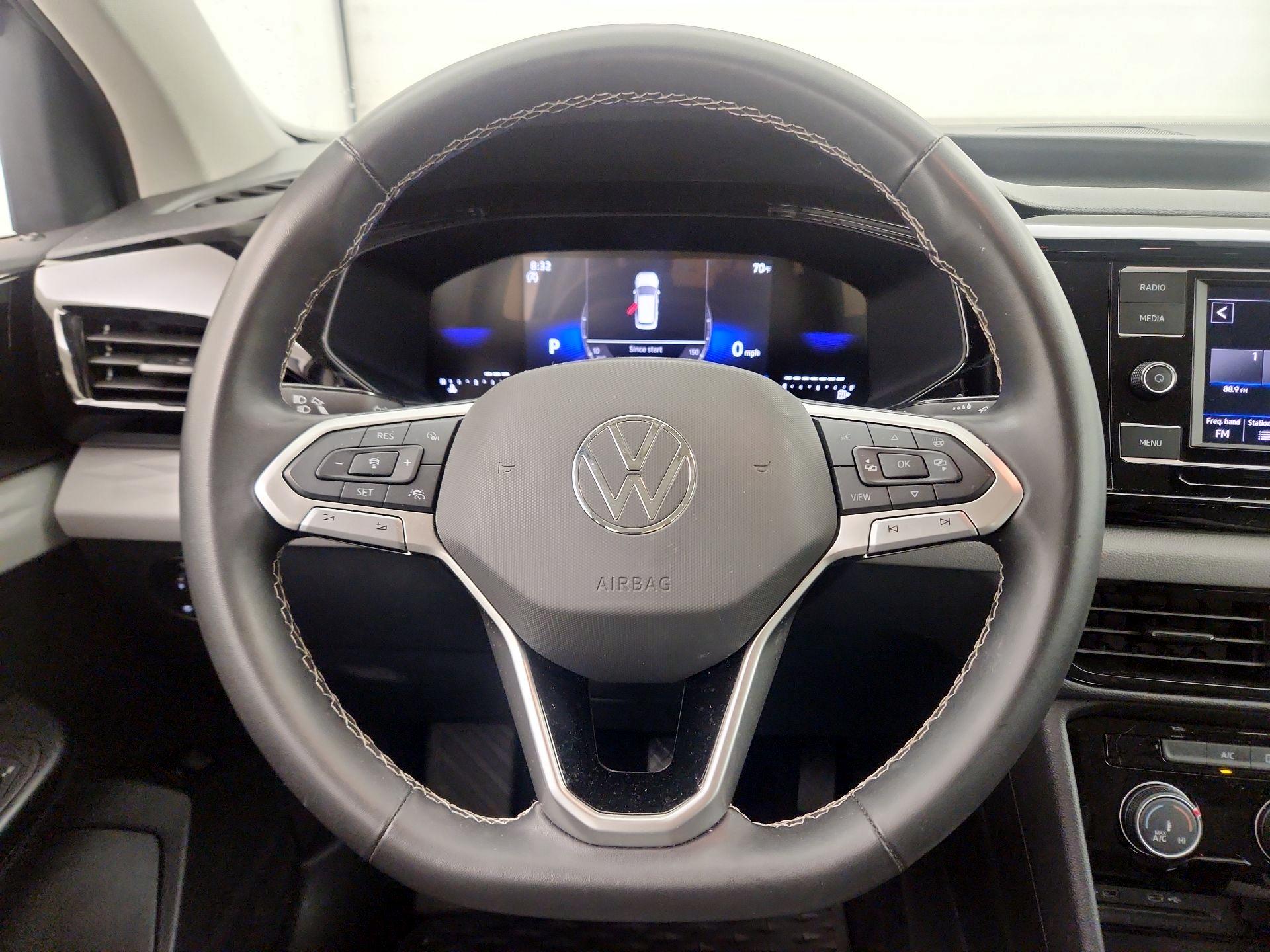 Thumbnail: 2024 Volkswagen Taos - 10