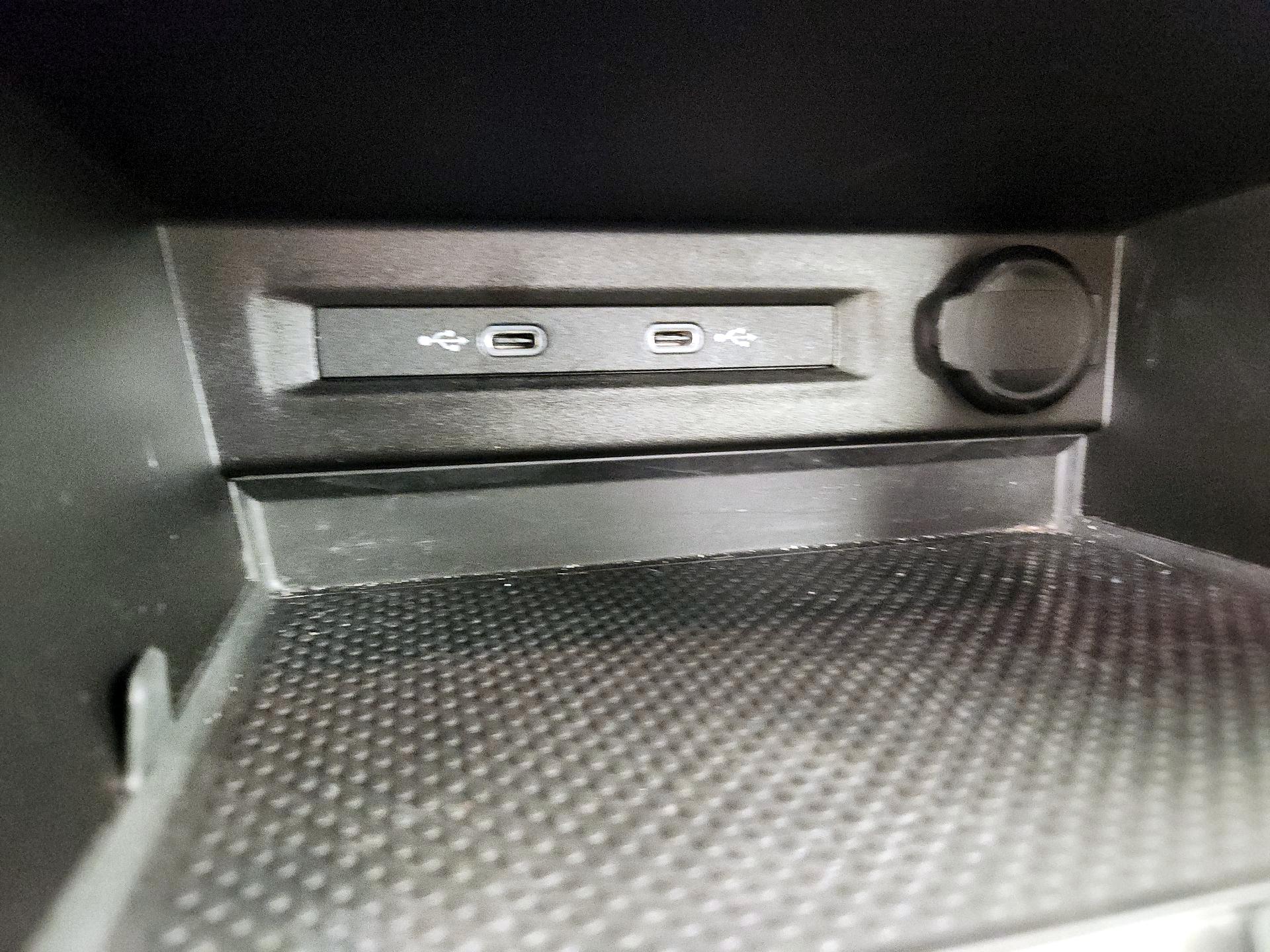 Thumbnail: 2024 Volkswagen Taos - 18