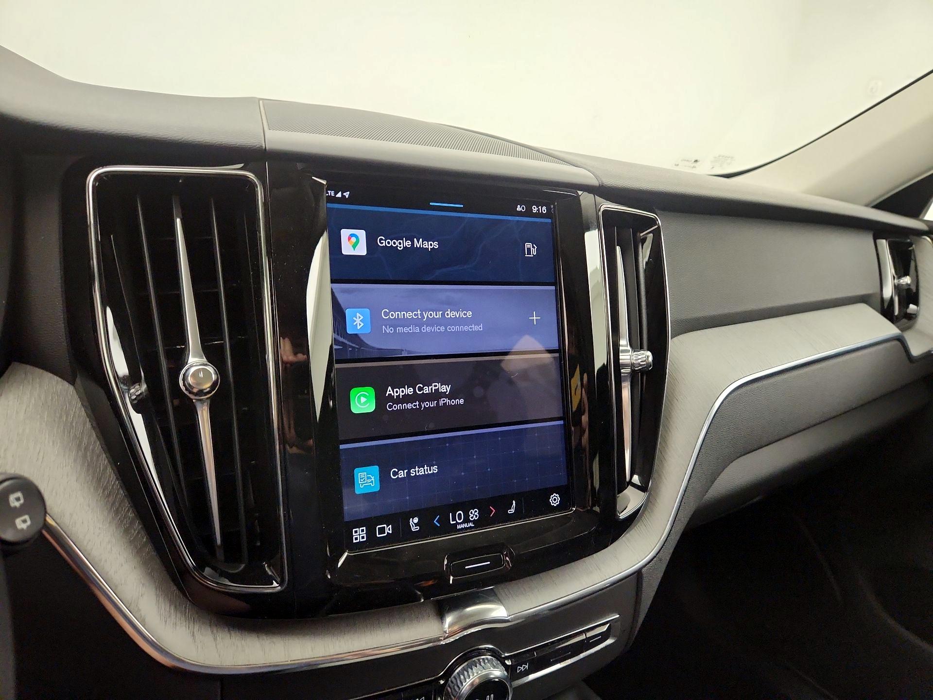 Thumbnail: 2025 Volvo XC60 - 16