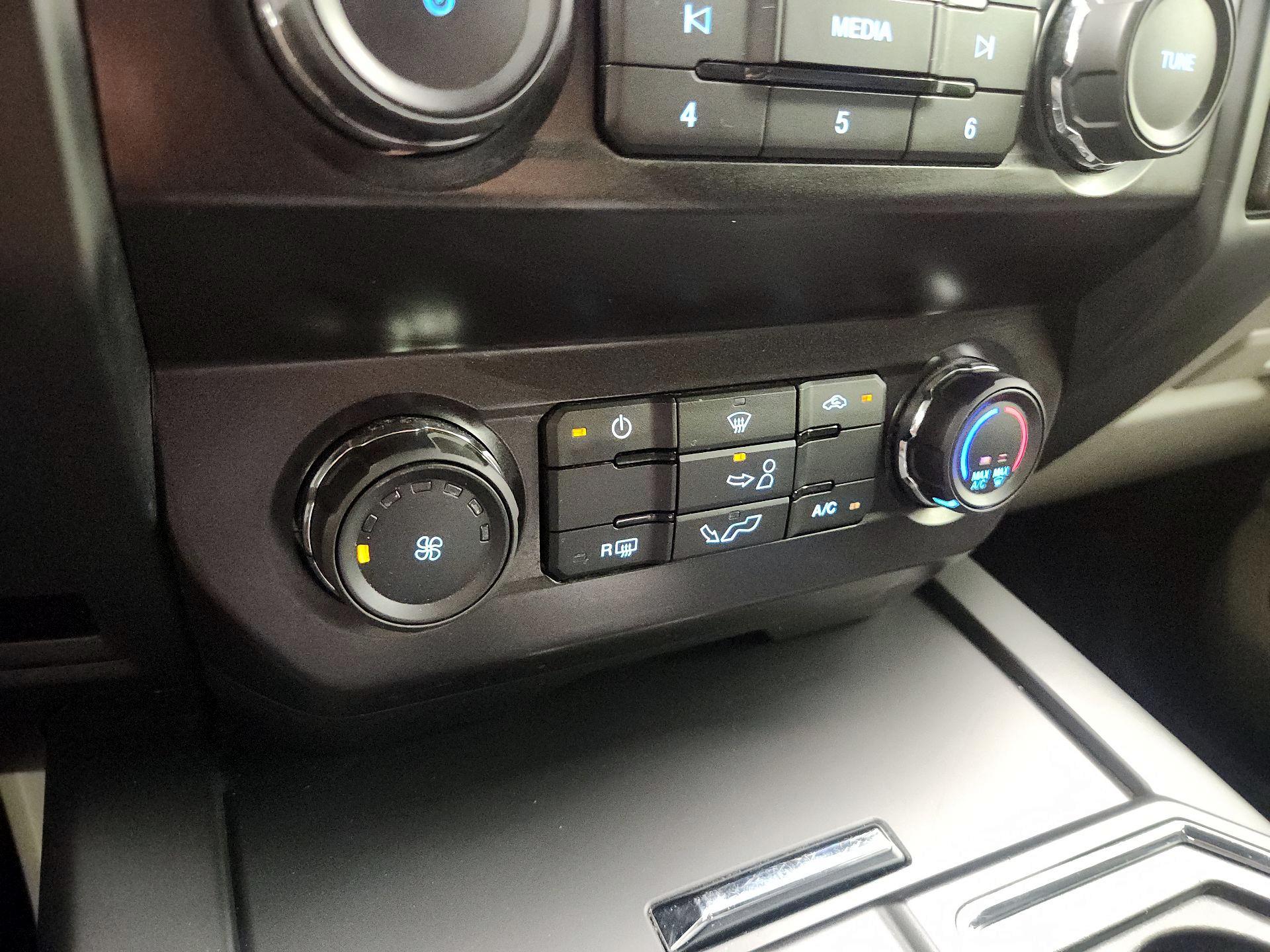 Thumbnail: 2019 Ford F-150 - 16