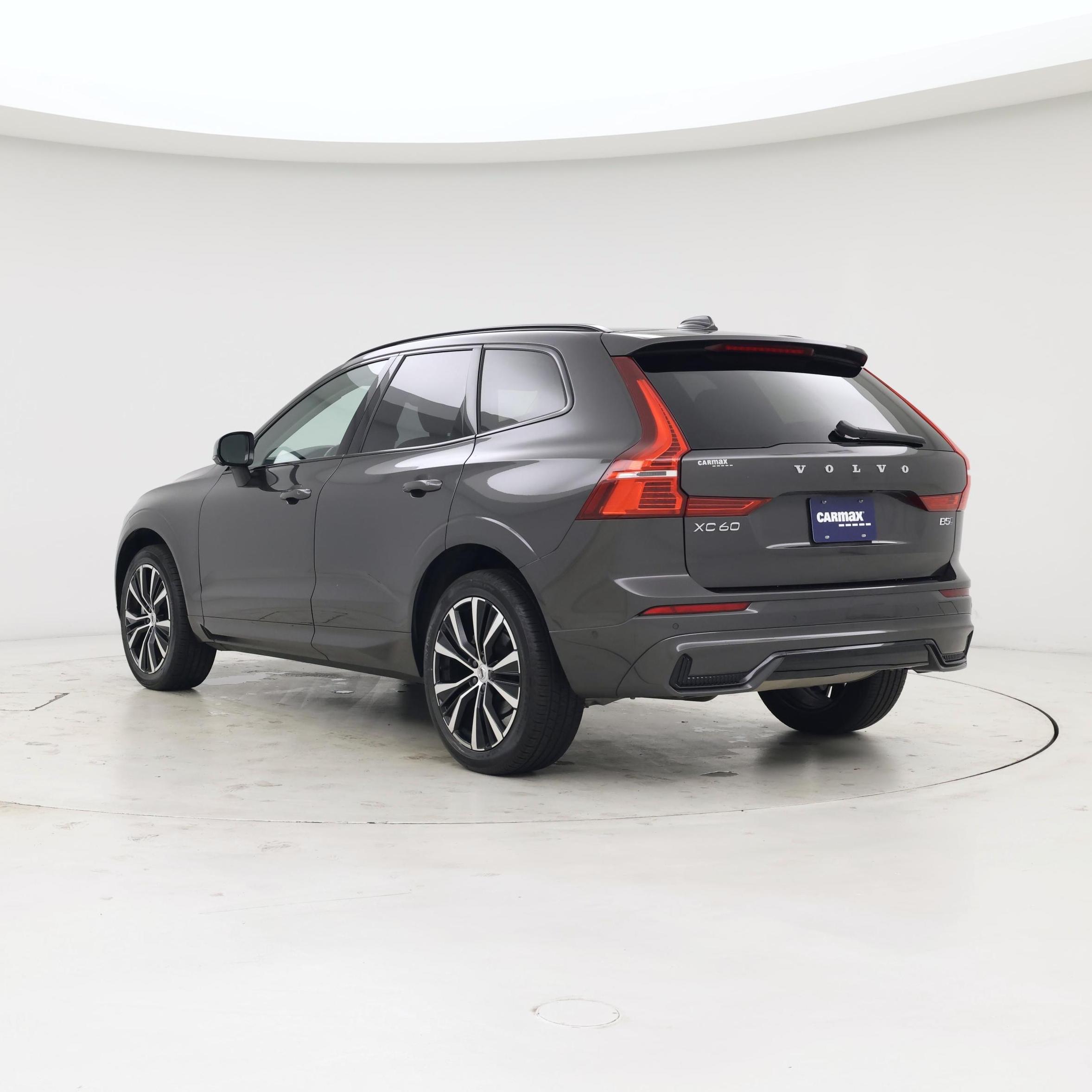 Thumbnail: 2025 Volvo XC60 - 2