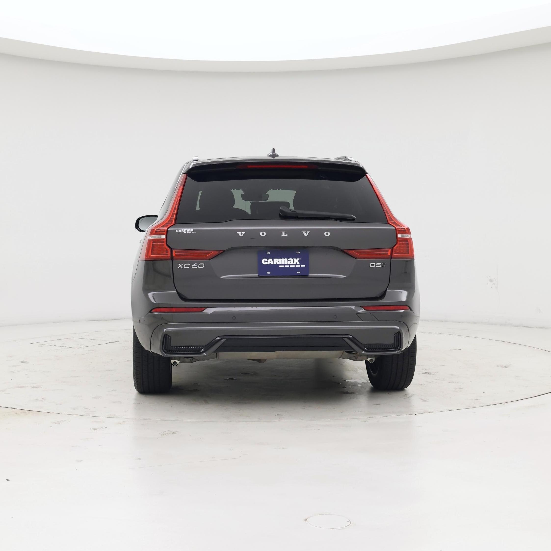 Thumbnail: 2025 Volvo XC60 - 6