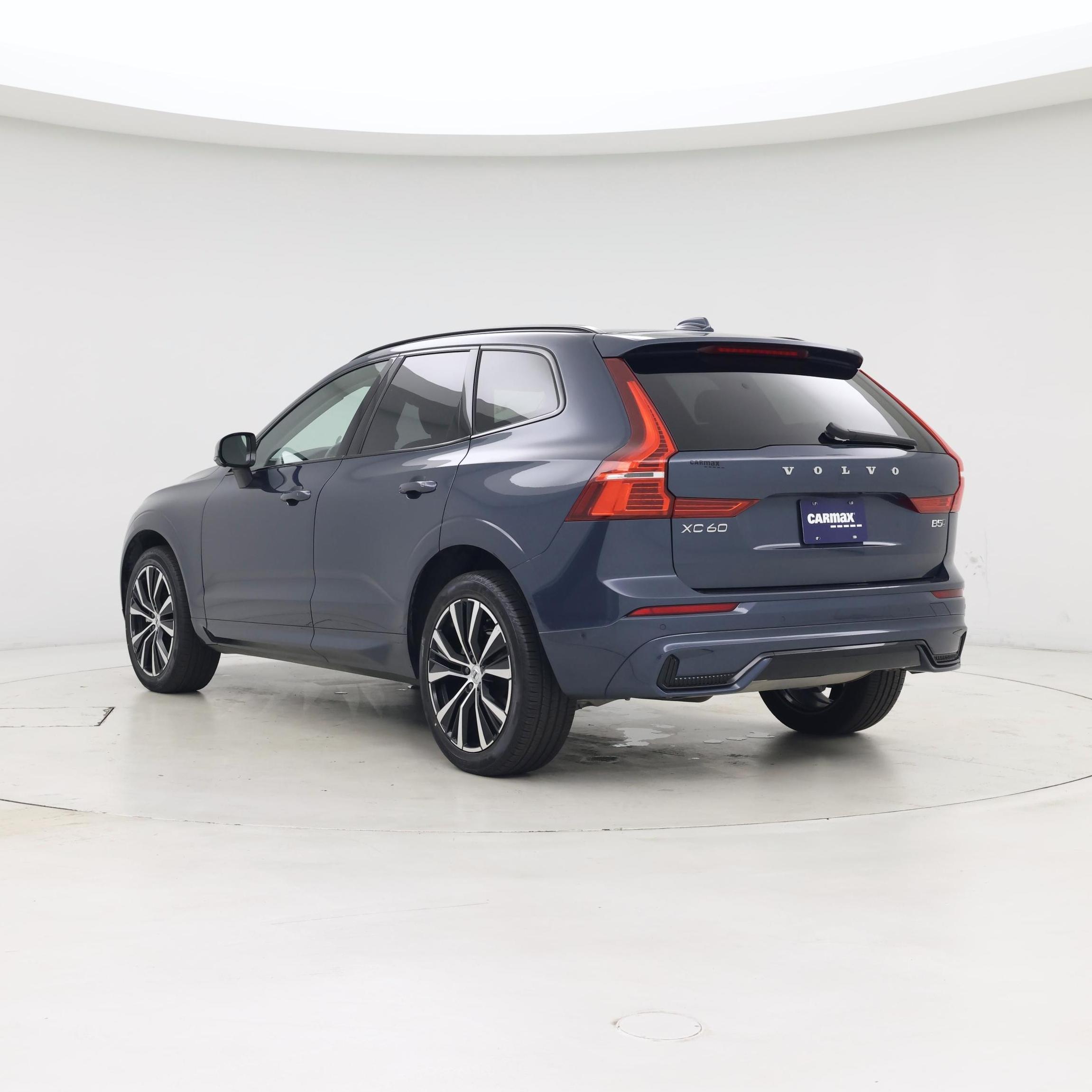 Thumbnail: 2025 Volvo XC60 - 2