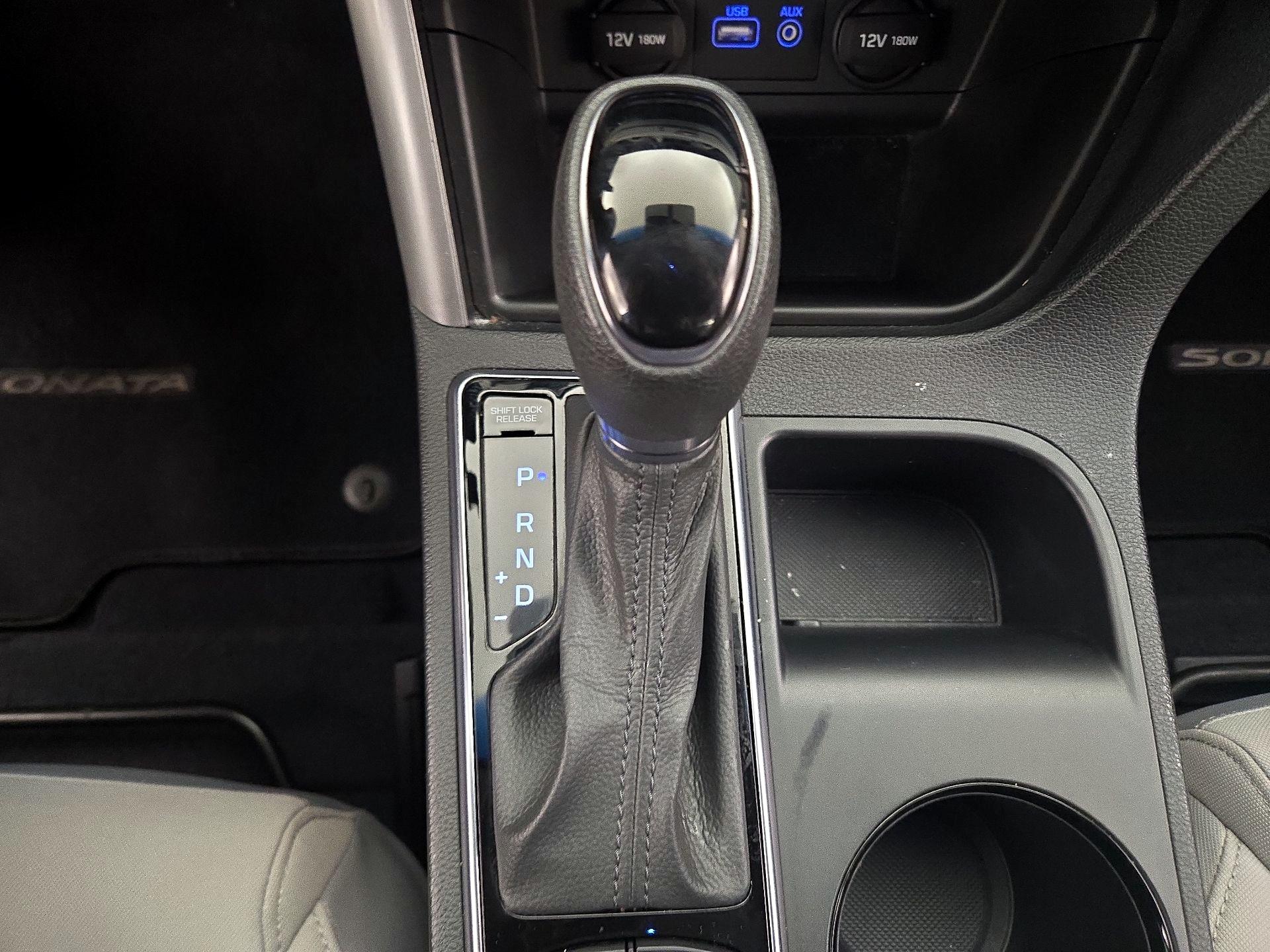 Thumbnail: 2016 Hyundai Sonata - 17
