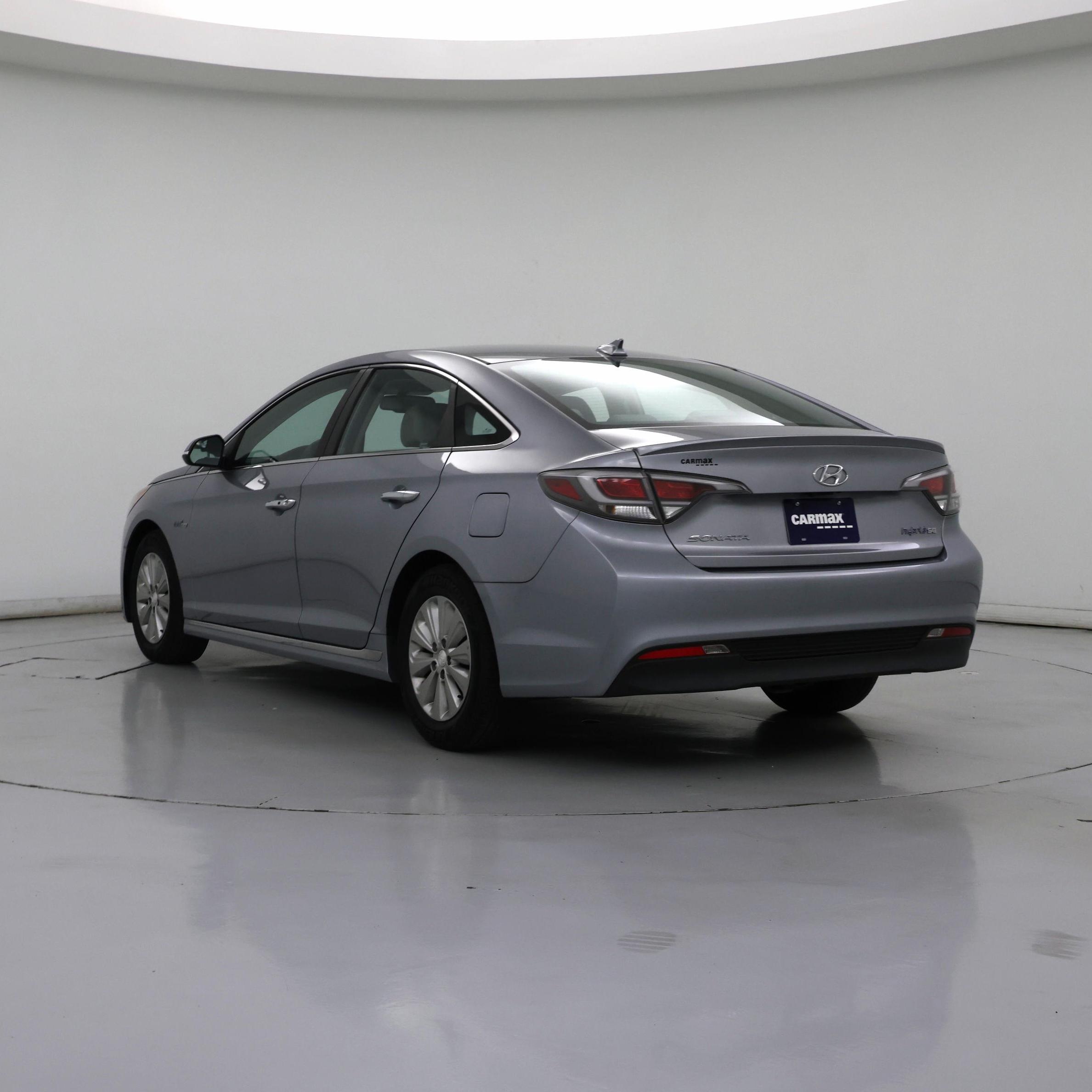 Thumbnail: 2016 Hyundai Sonata - 2