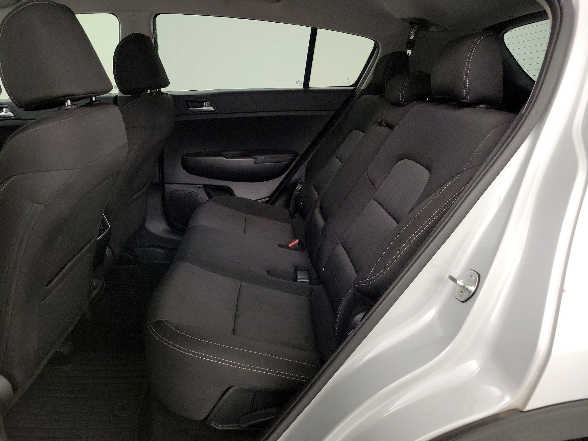 Thumbnail: 2021 Kia Sportage - 18