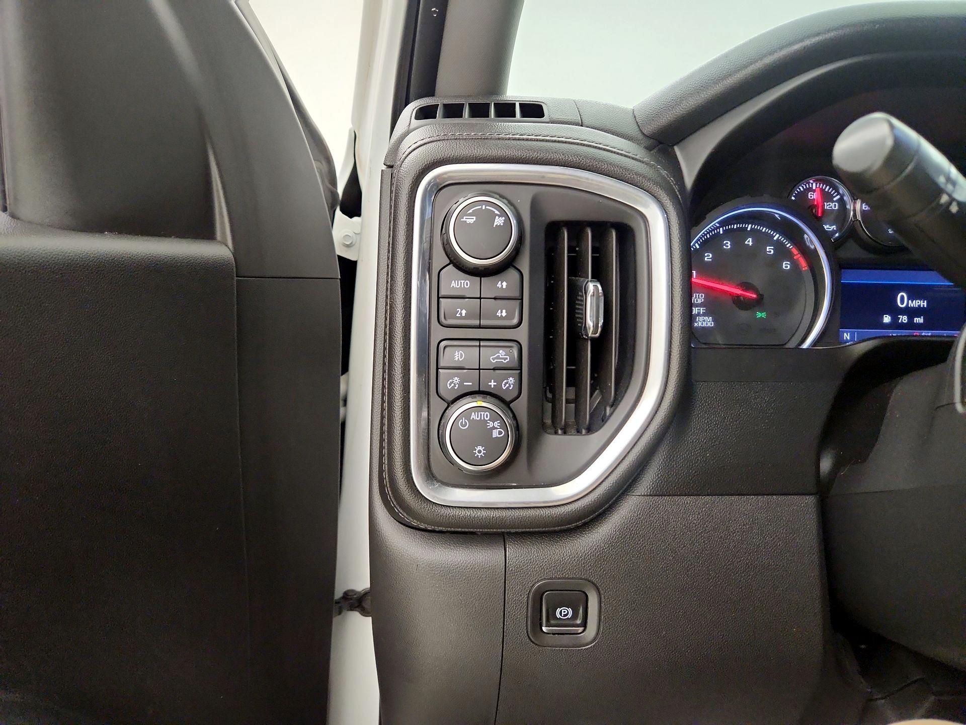 Thumbnail: 2019 Chevrolet Silverado 1500 - 11