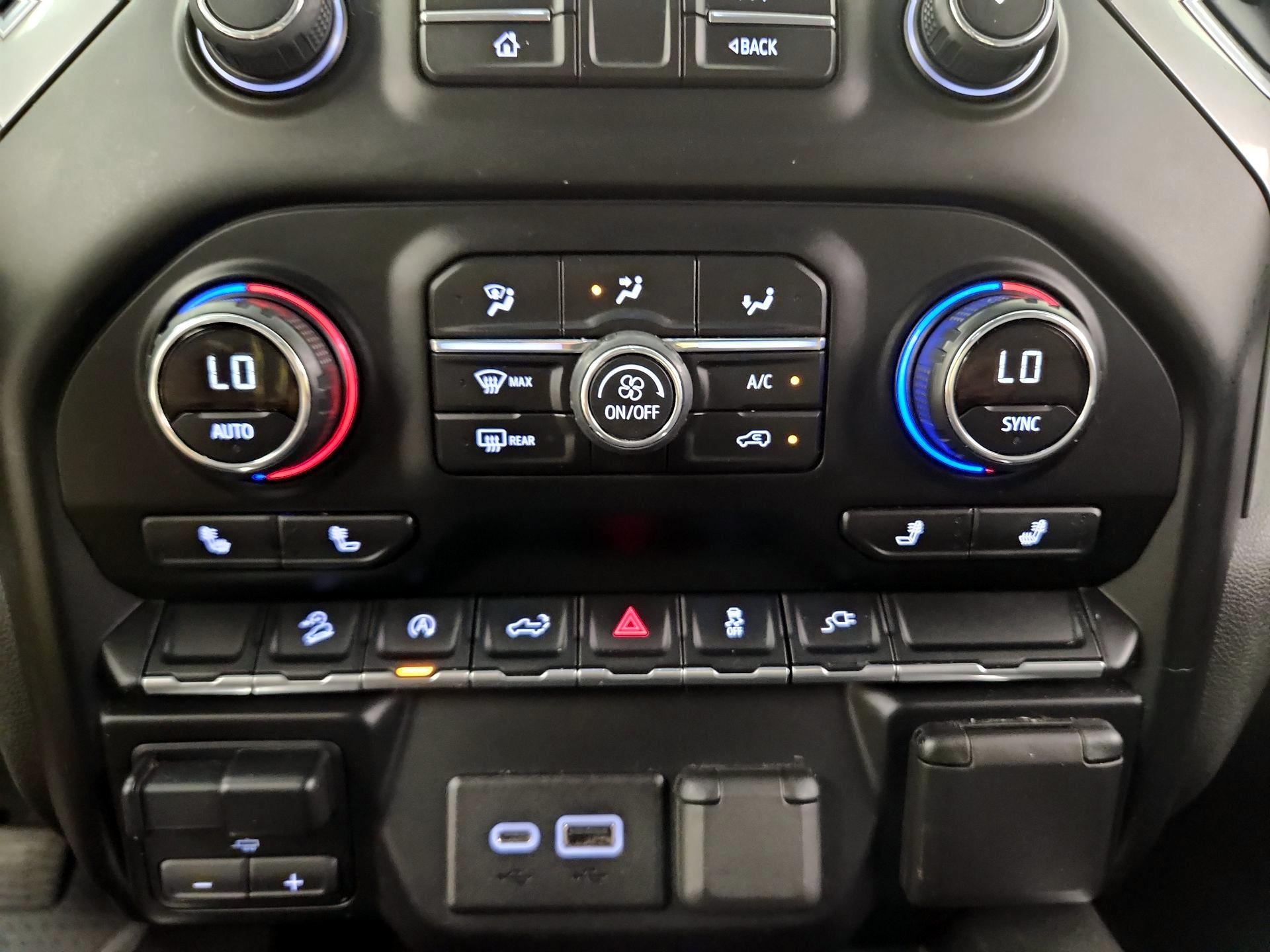 Thumbnail: 2019 Chevrolet Silverado 1500 - 14