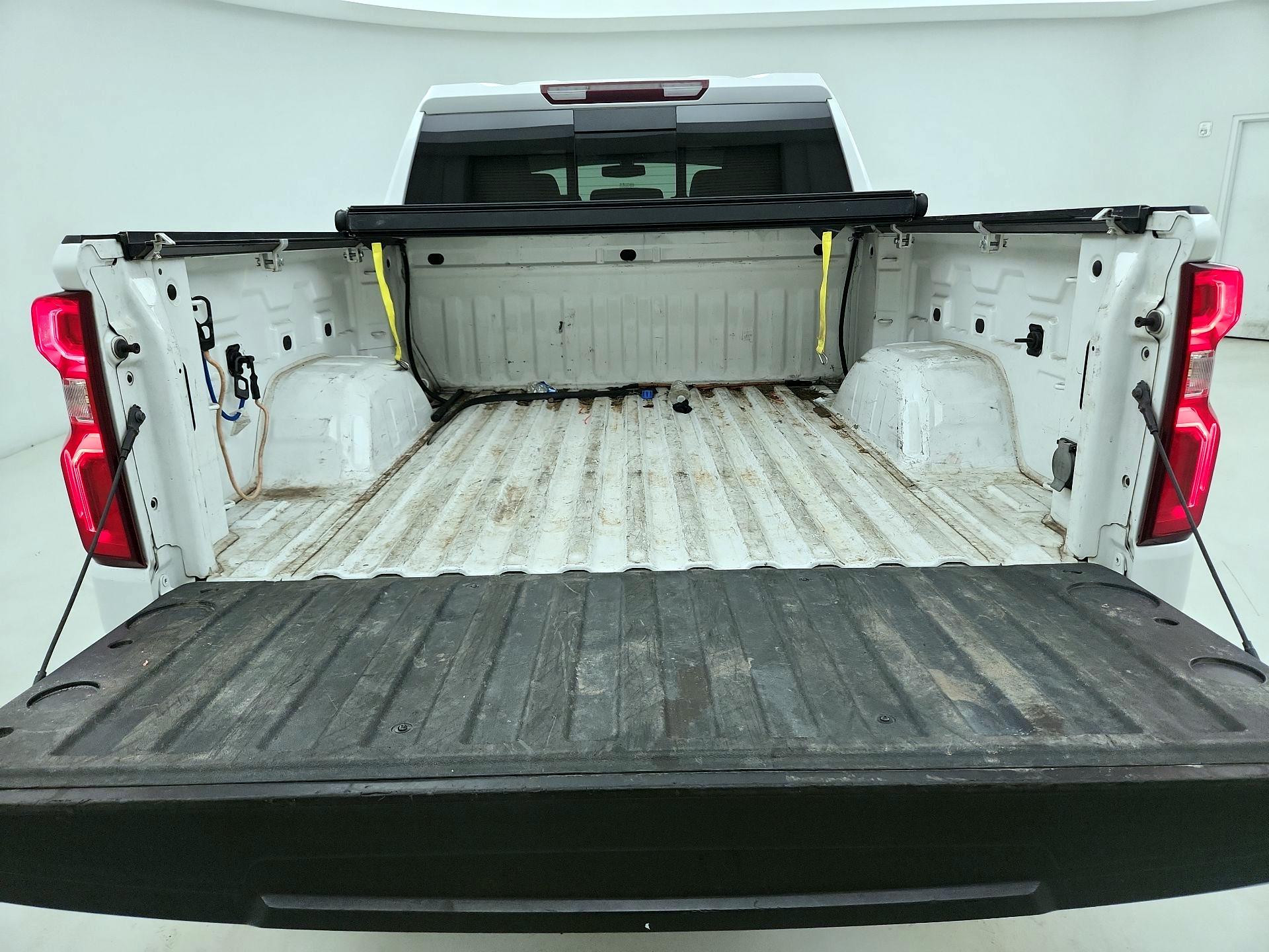 Thumbnail: 2019 Chevrolet Silverado 1500 - 19