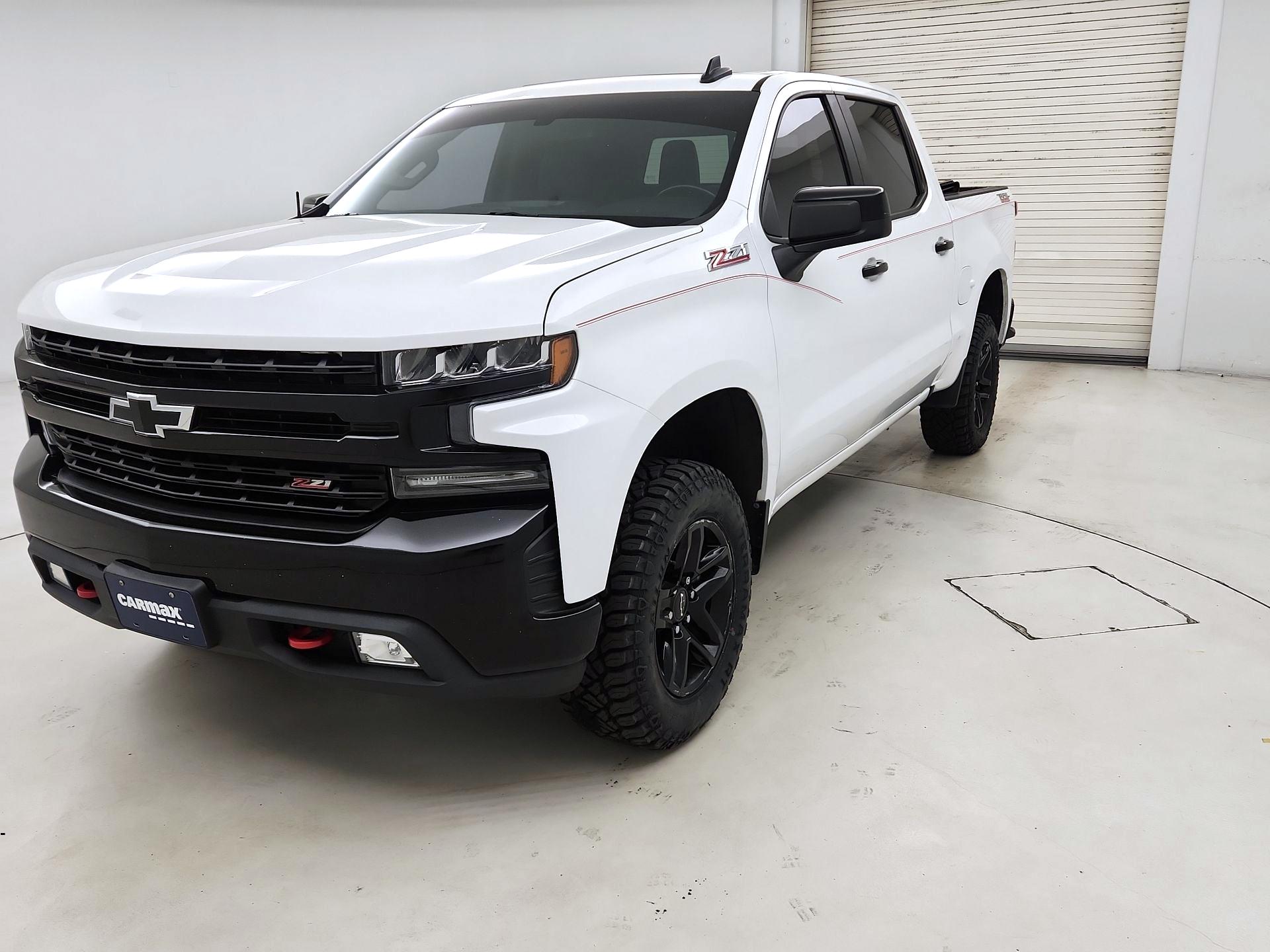 Thumbnail: 2019 Chevrolet Silverado 1500 - 3