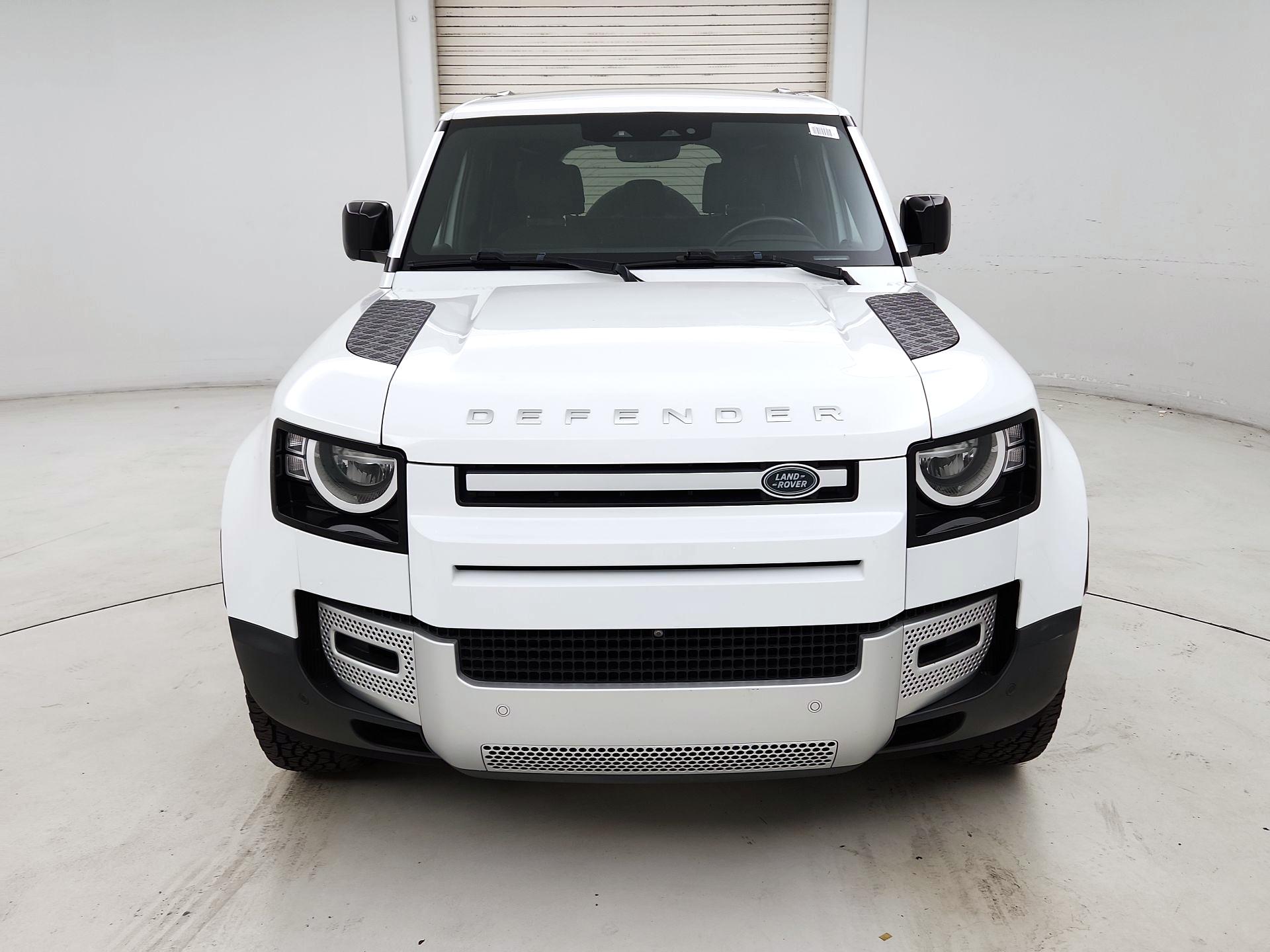 Thumbnail: 2023 Land Rover Defender - 2