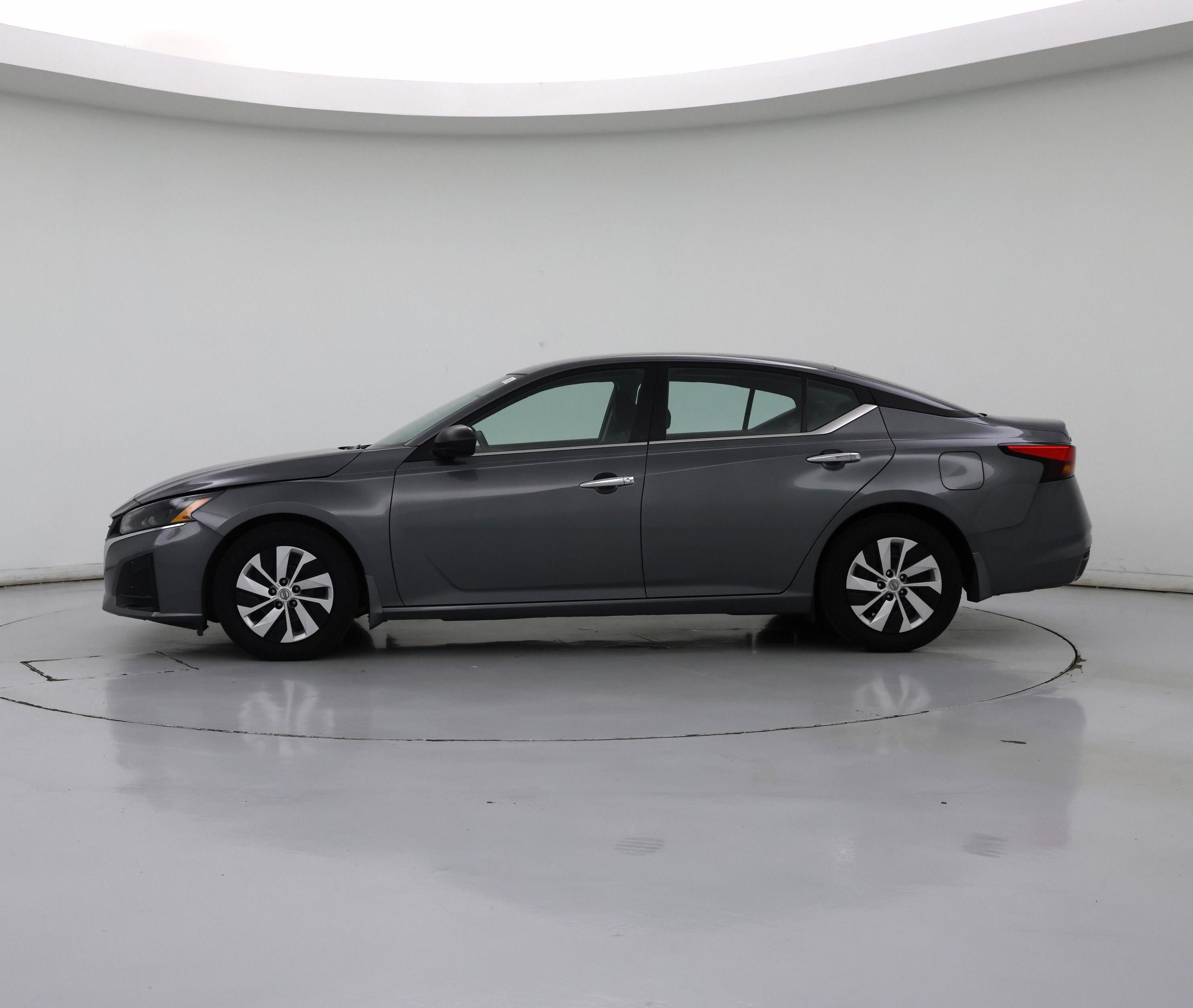 Thumbnail: 2024 Nissan Altima - 3