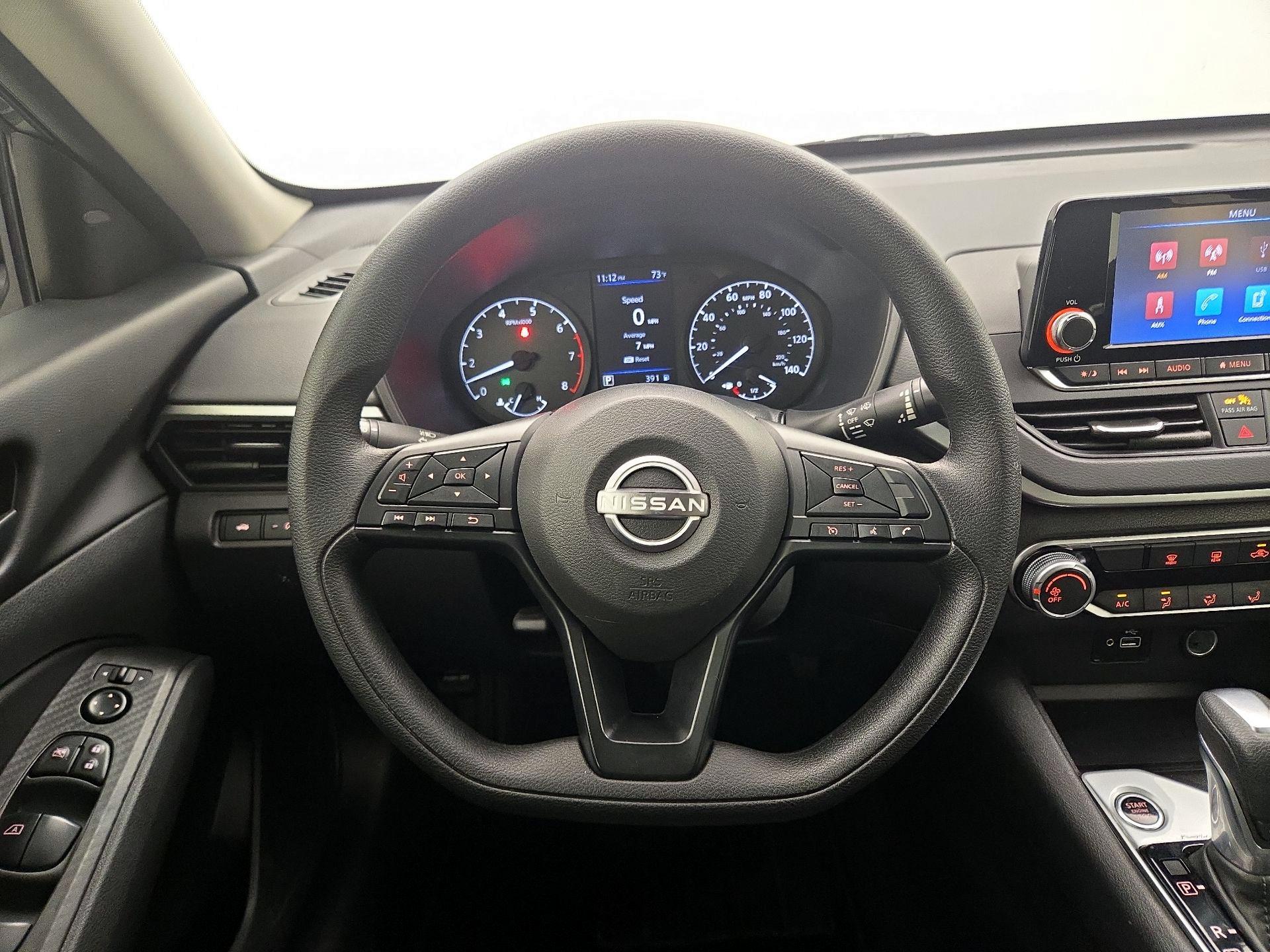 Thumbnail: 2024 Nissan Altima - 10