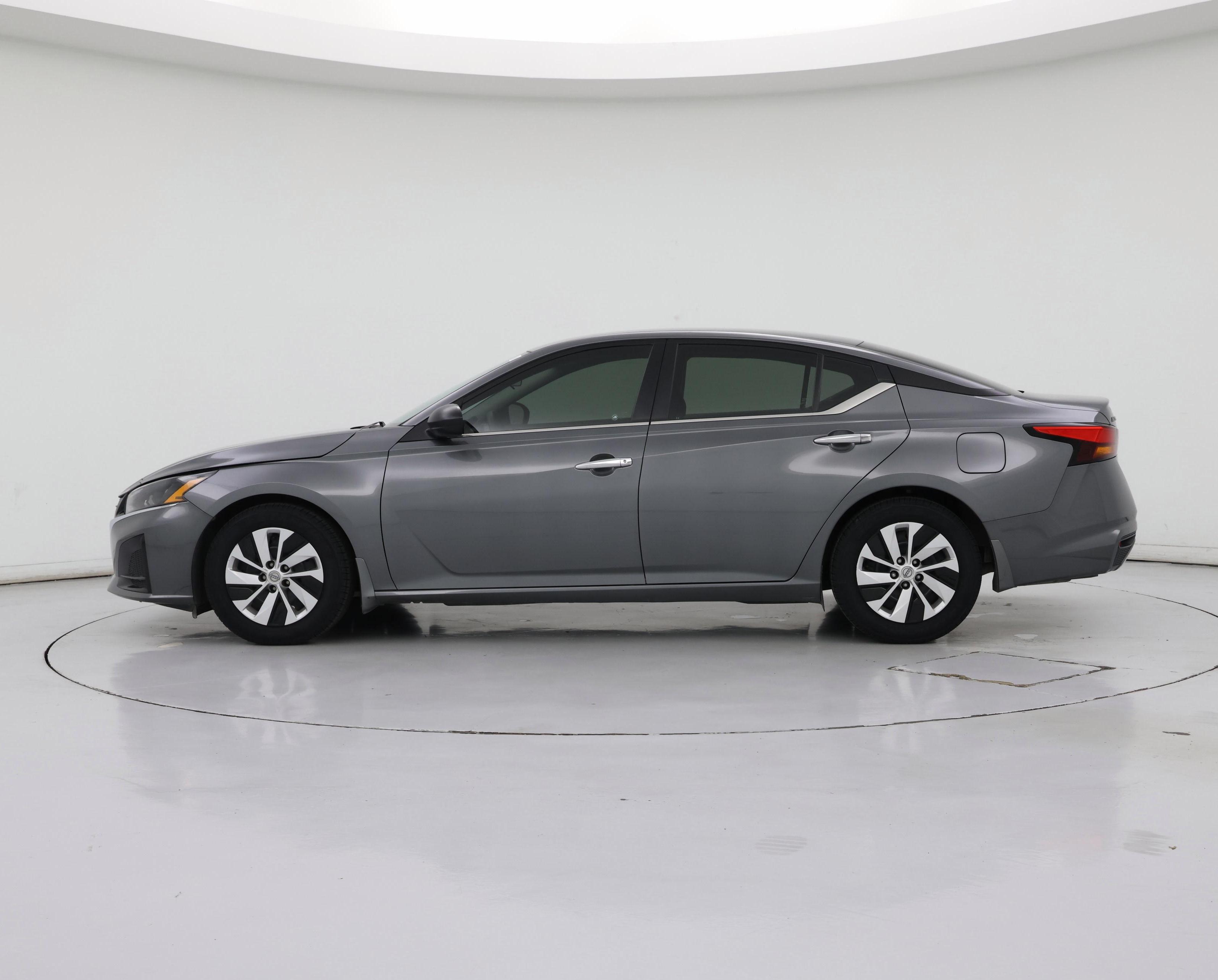 Thumbnail: 2024 Nissan Altima - 3