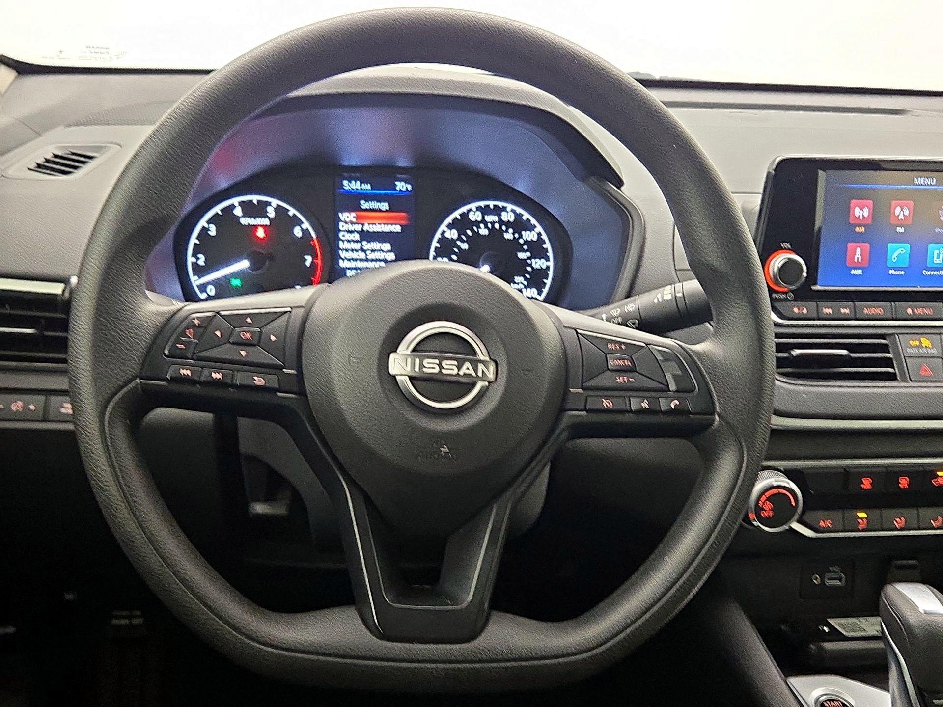 Thumbnail: 2024 Nissan Altima - 10