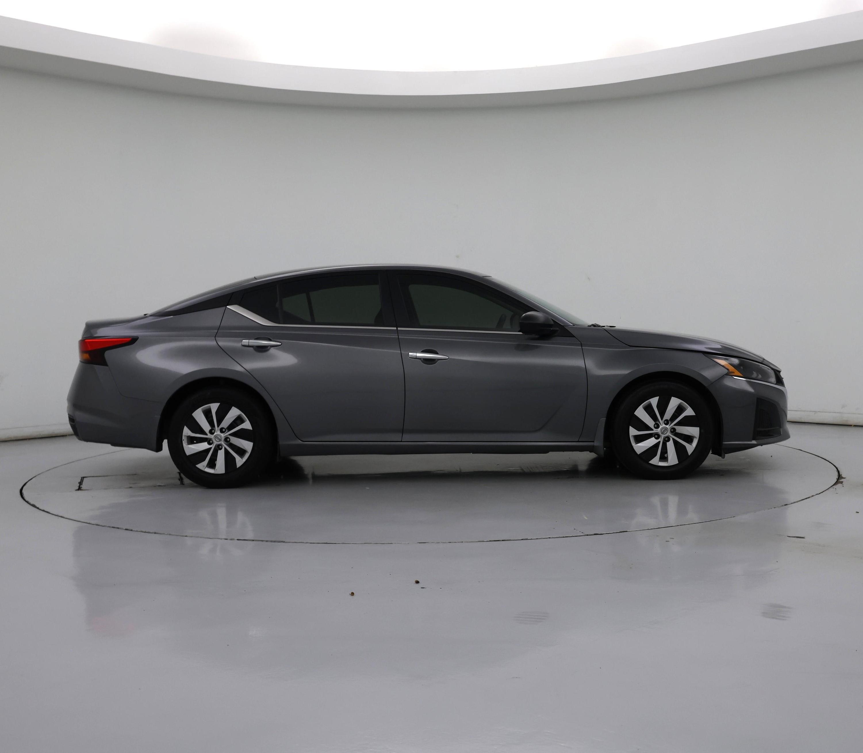 Thumbnail: 2024 Nissan Altima - 7