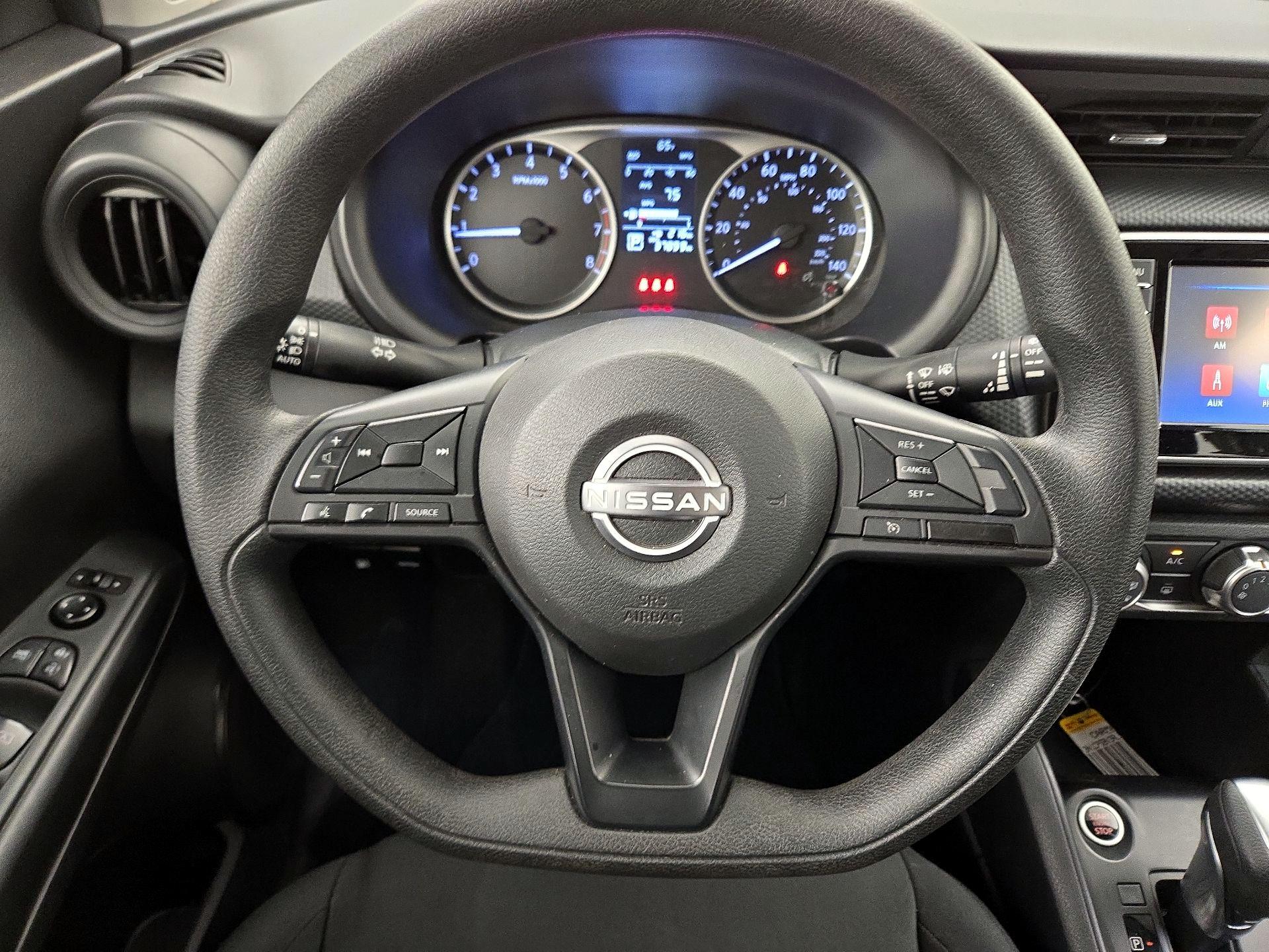 Thumbnail: 2024 Nissan Kicks - 10