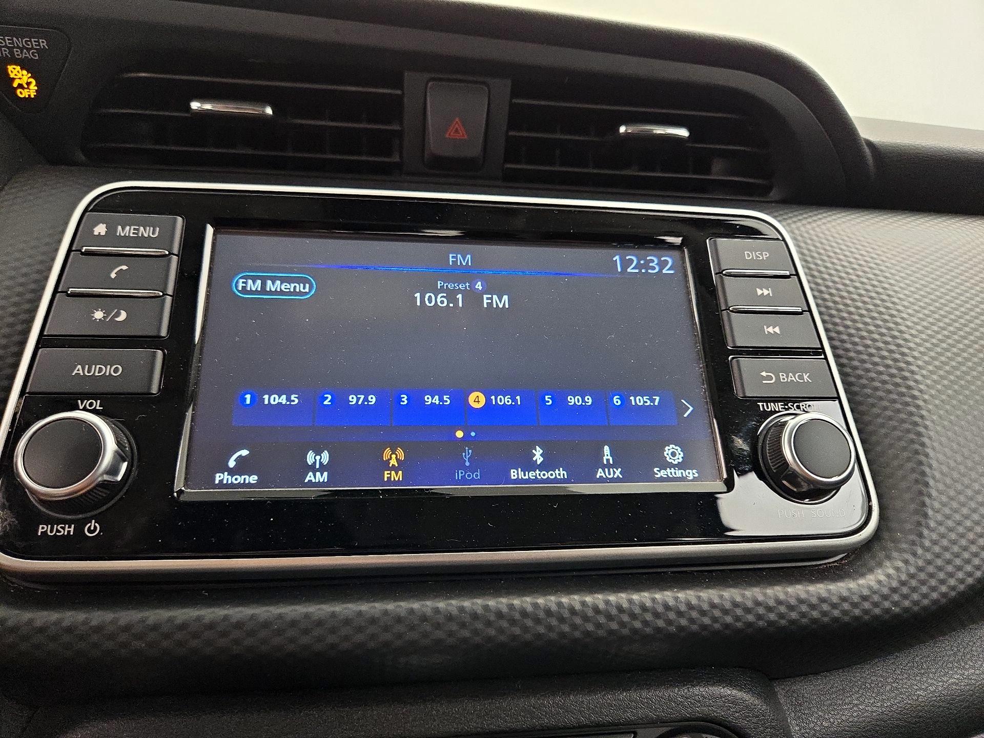 Thumbnail: 2024 Nissan Kicks - 15