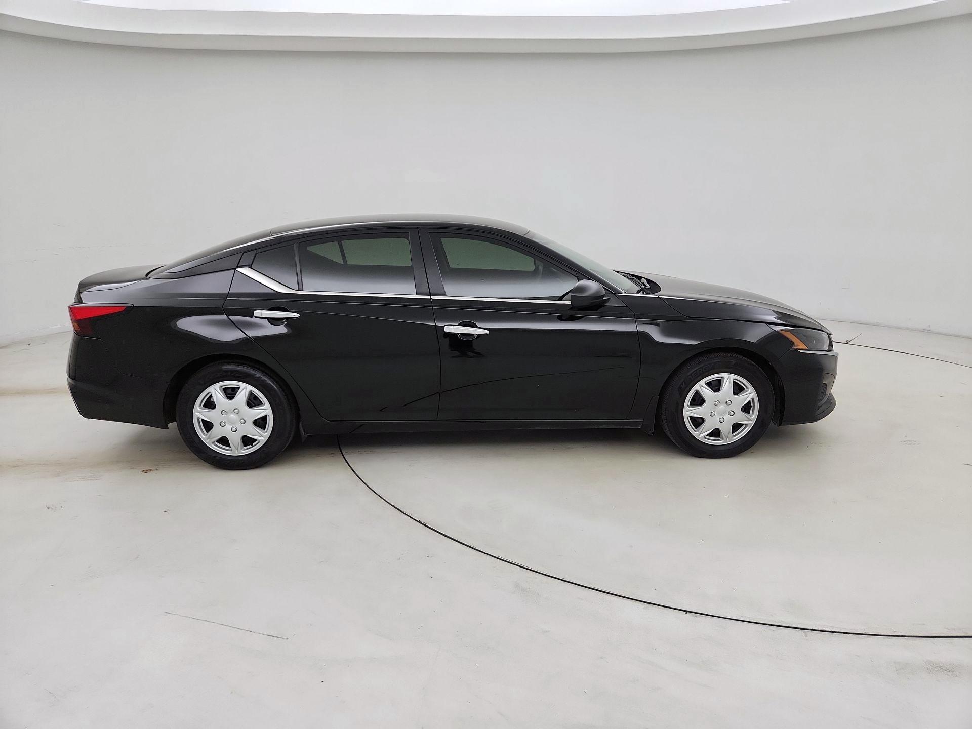 Thumbnail: 2024 Nissan Altima - 4