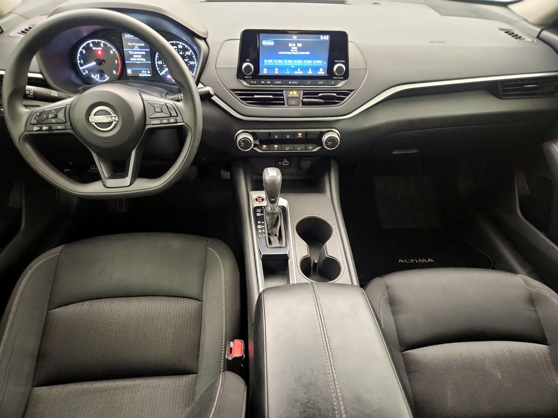 Thumbnail: 2024 Nissan Altima - 9