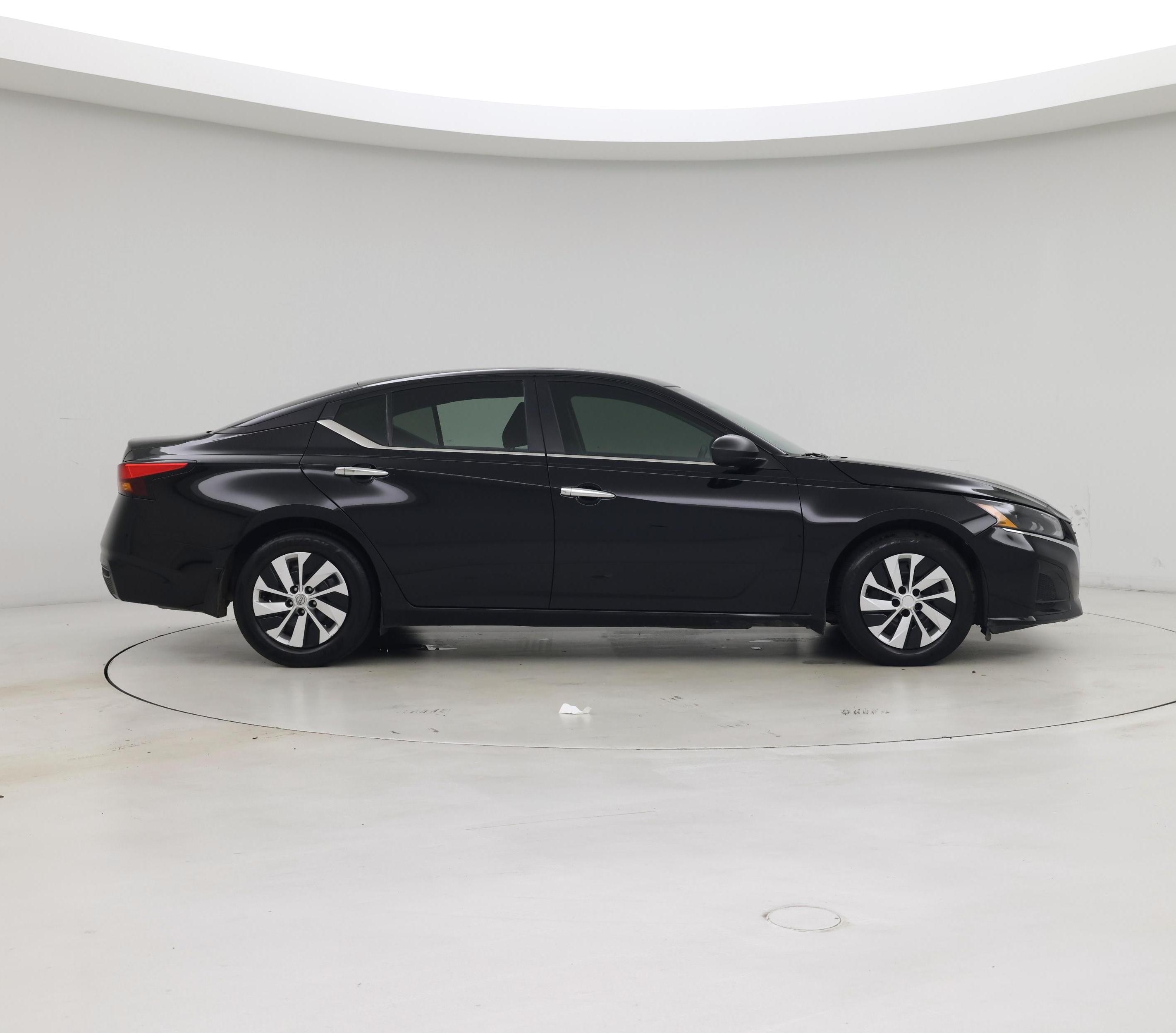 Thumbnail: 2024 Nissan Altima - 7