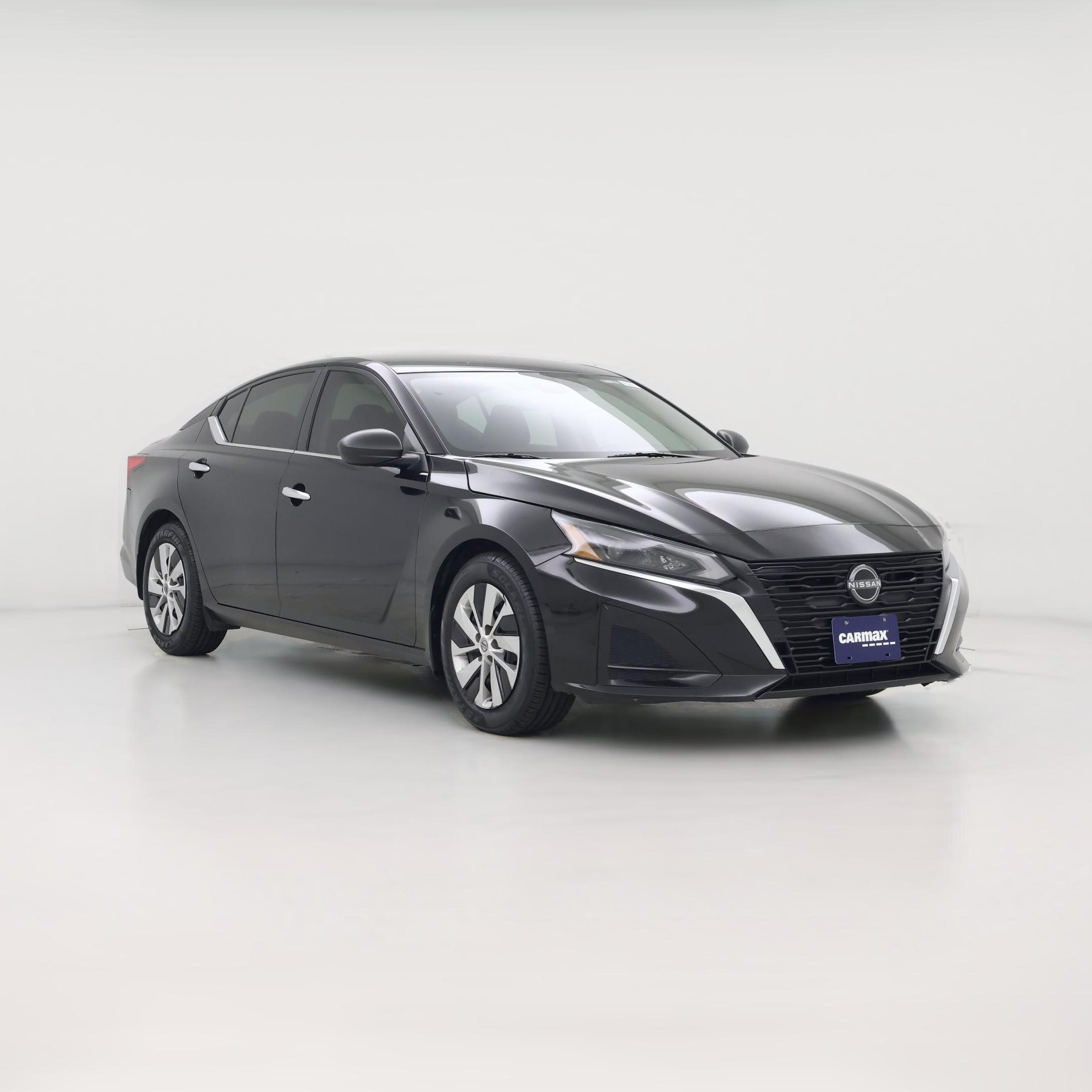 Thumbnail: 2024 Nissan Altima - 1