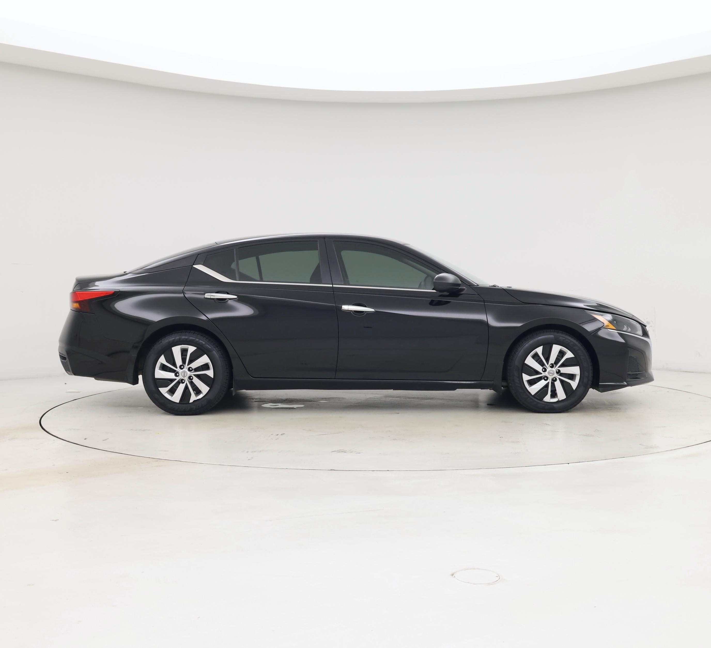 Thumbnail: 2024 Nissan Altima - 7