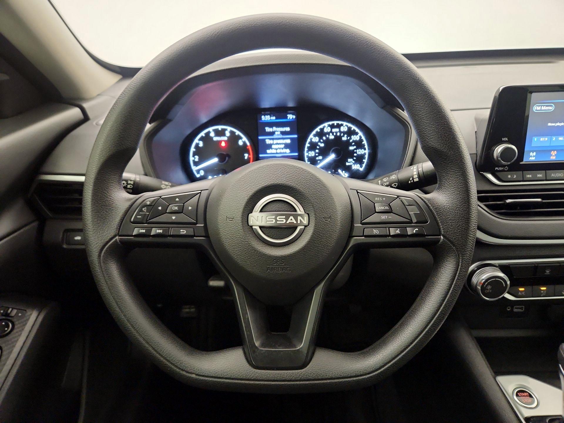 Thumbnail: 2024 Nissan Altima - 10