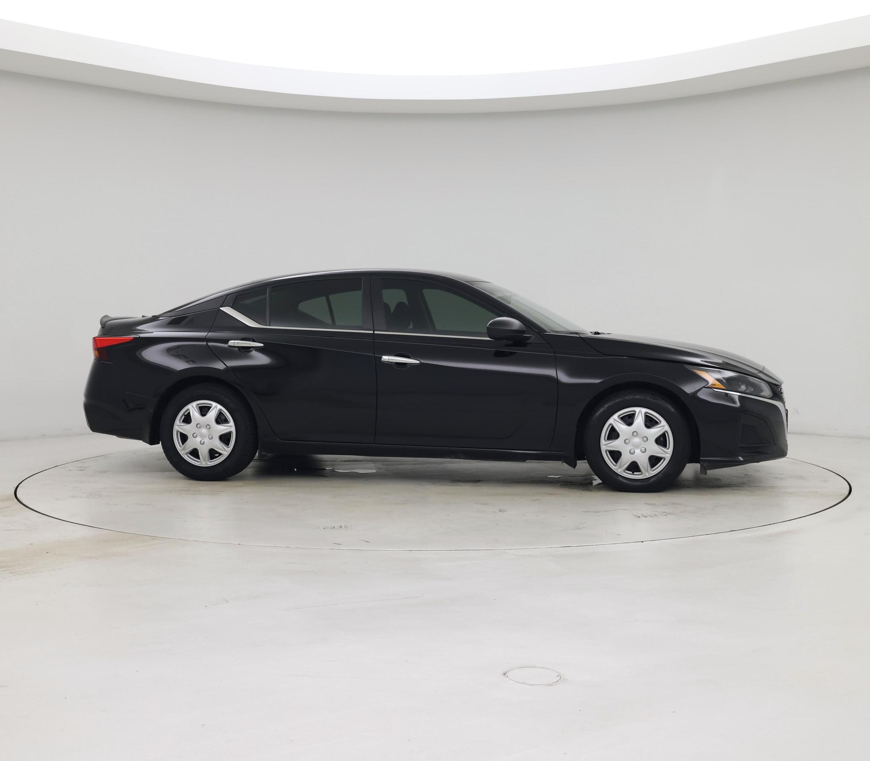 Thumbnail: 2024 Nissan Altima - 7