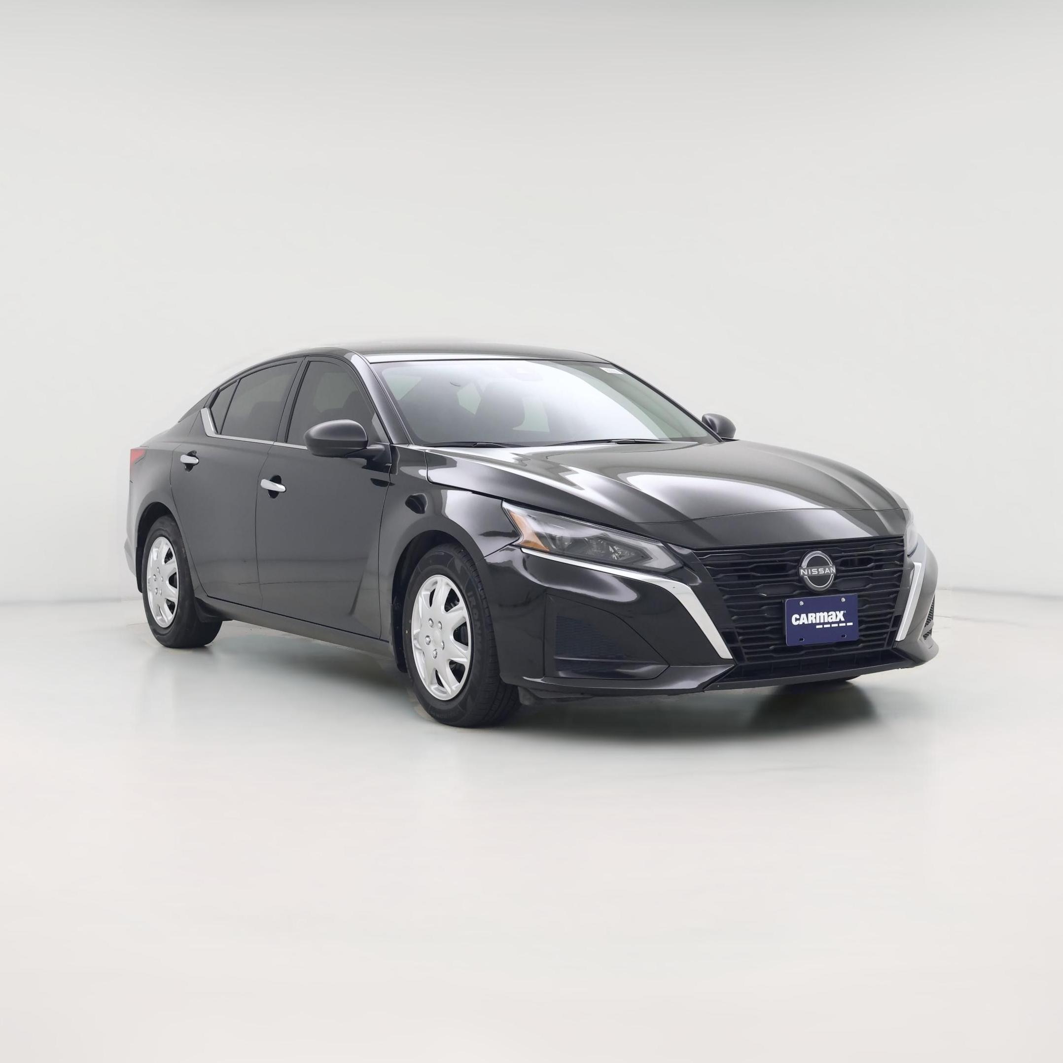 Thumbnail: 2024 Nissan Altima - 1