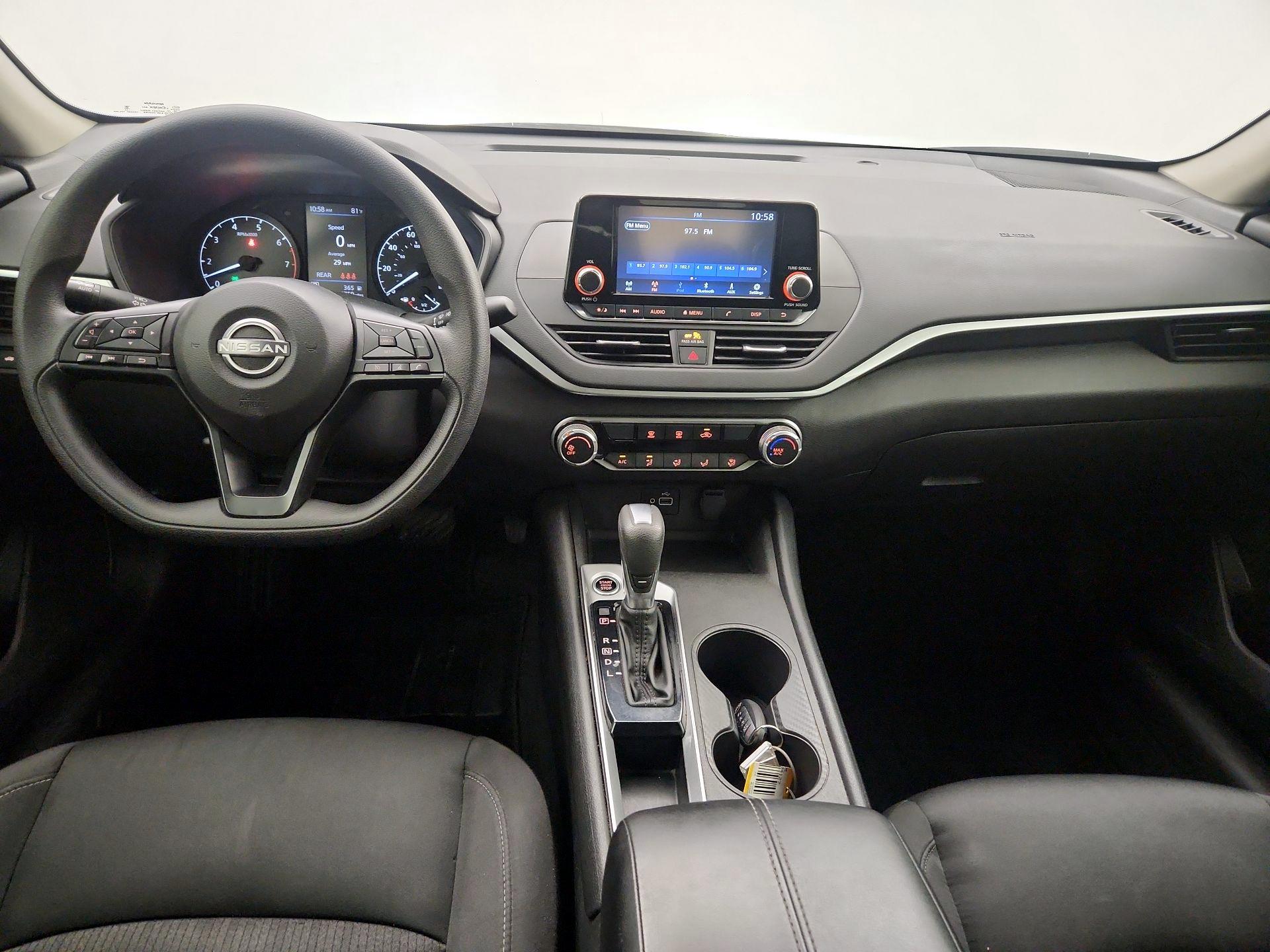 Thumbnail: 2024 Nissan Altima - 9