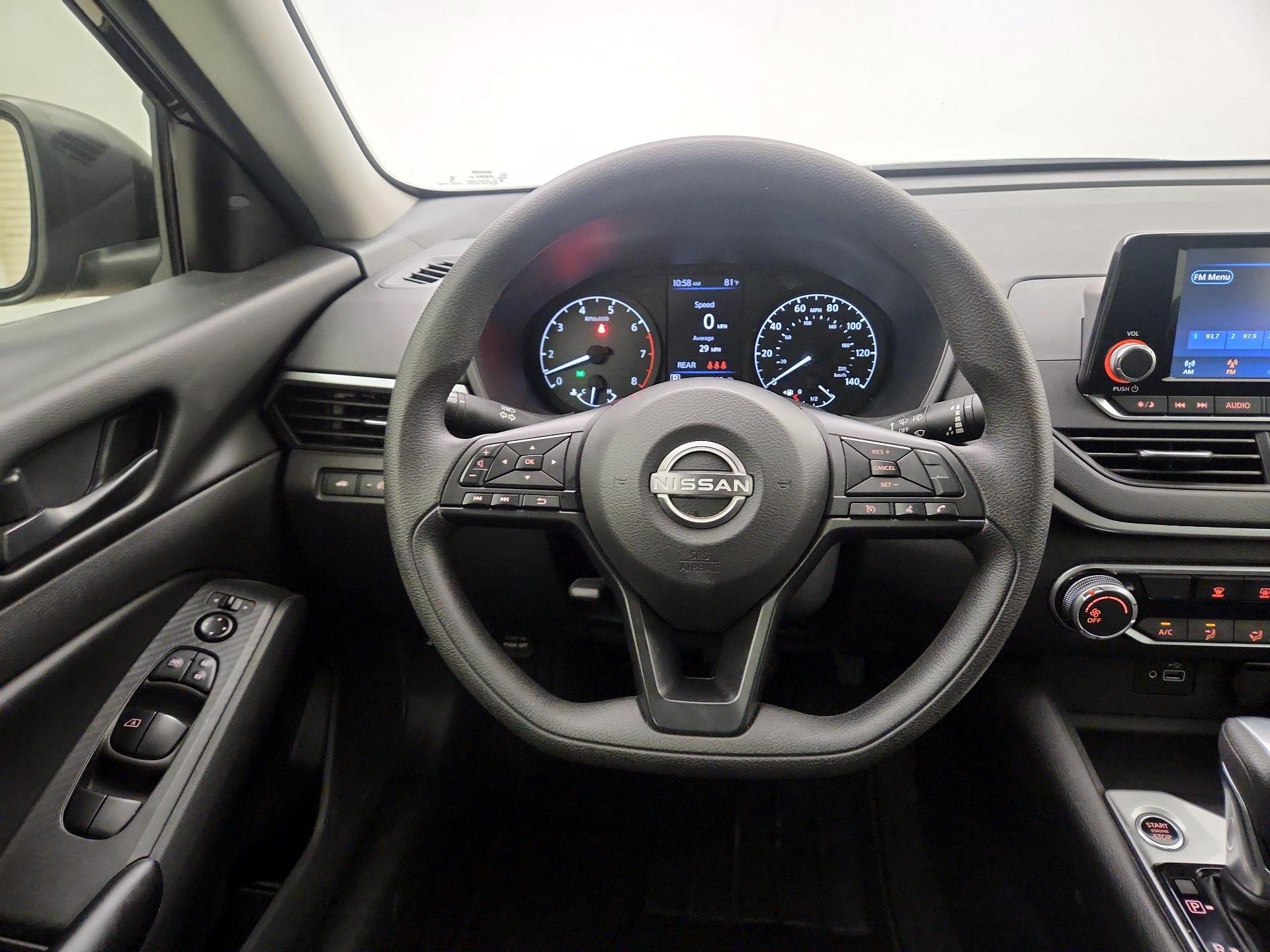Thumbnail: 2024 Nissan Altima - 10