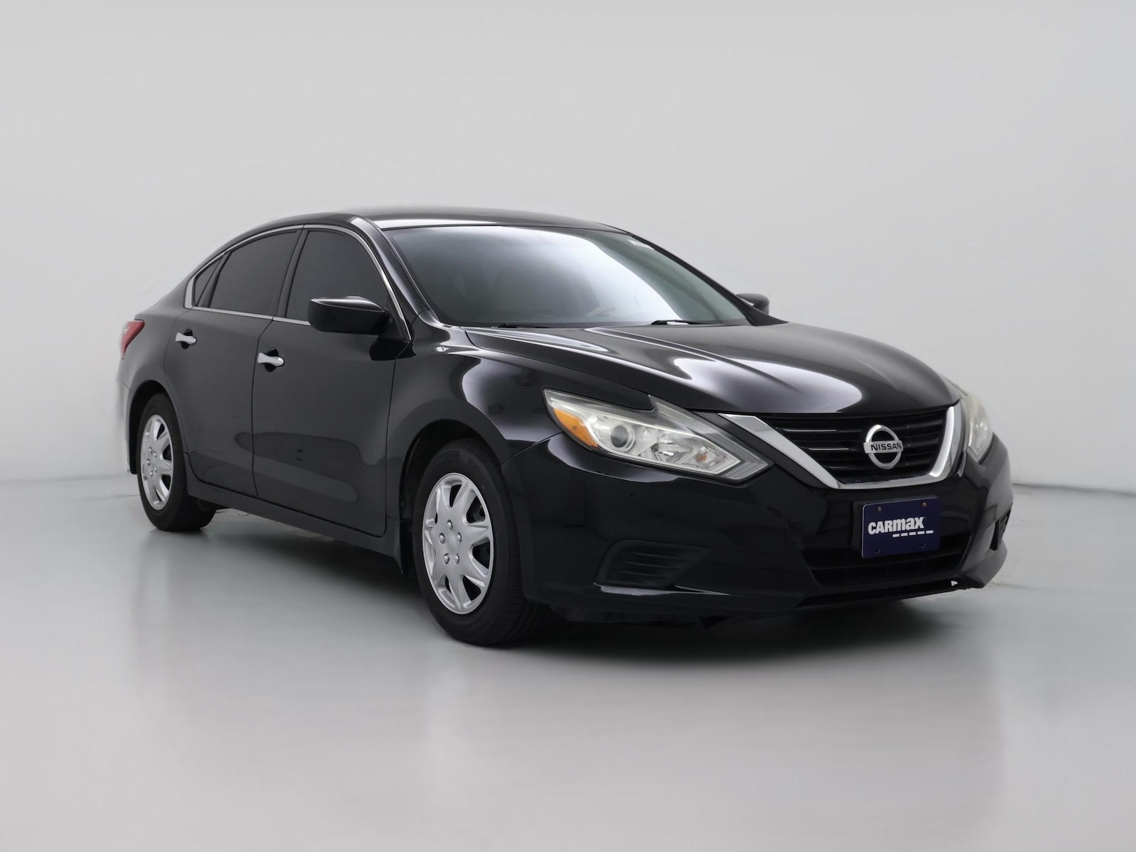 2017 Nissan Altima S - Photo 1